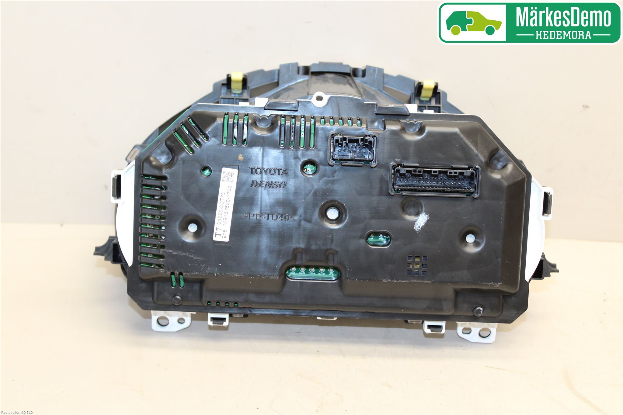 Toyota YARIS XP130 12-14 Instr Kombinert