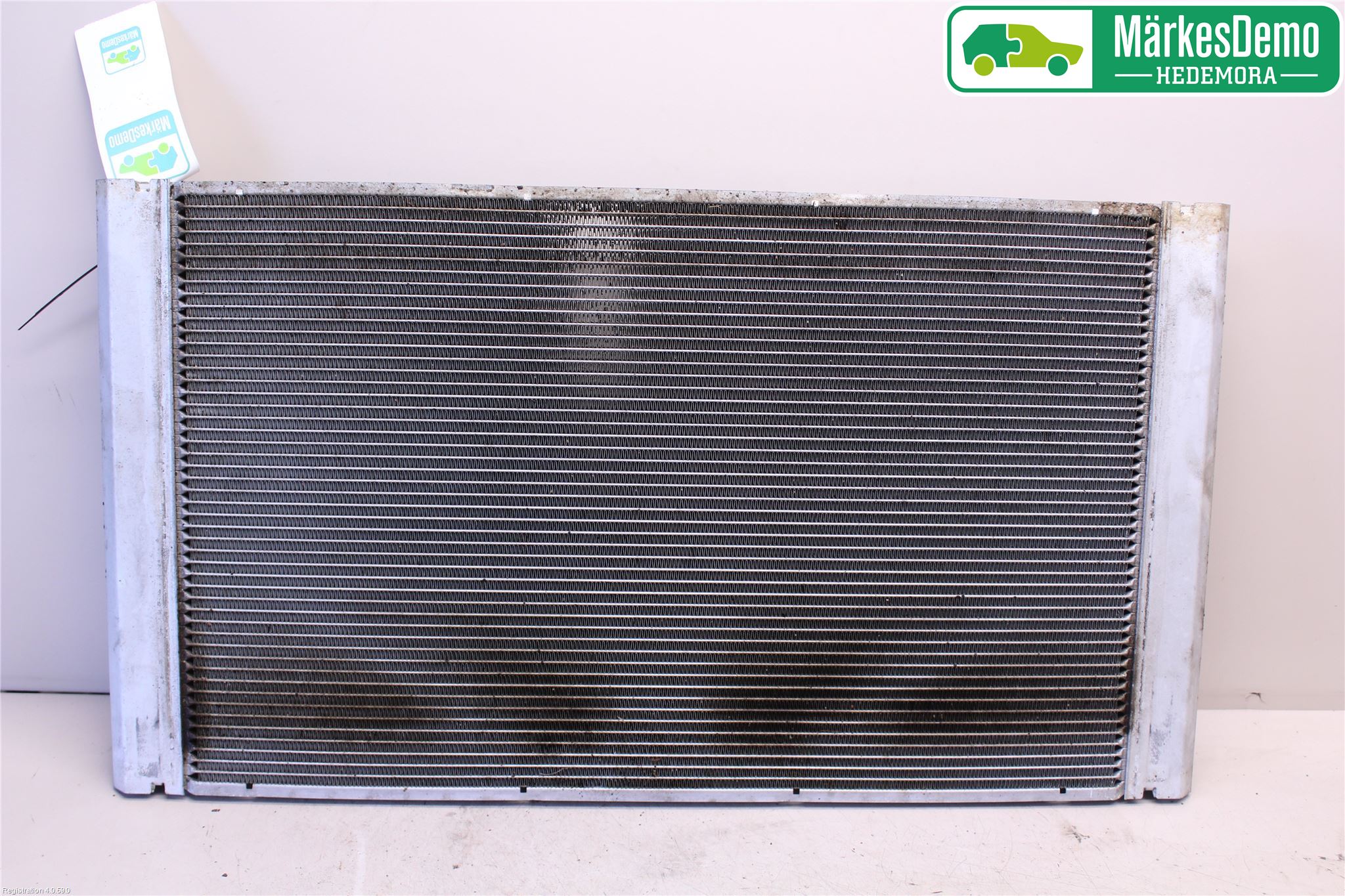 BMW 5 E60/61 Sed/Tou 02-10 Radiator Automat