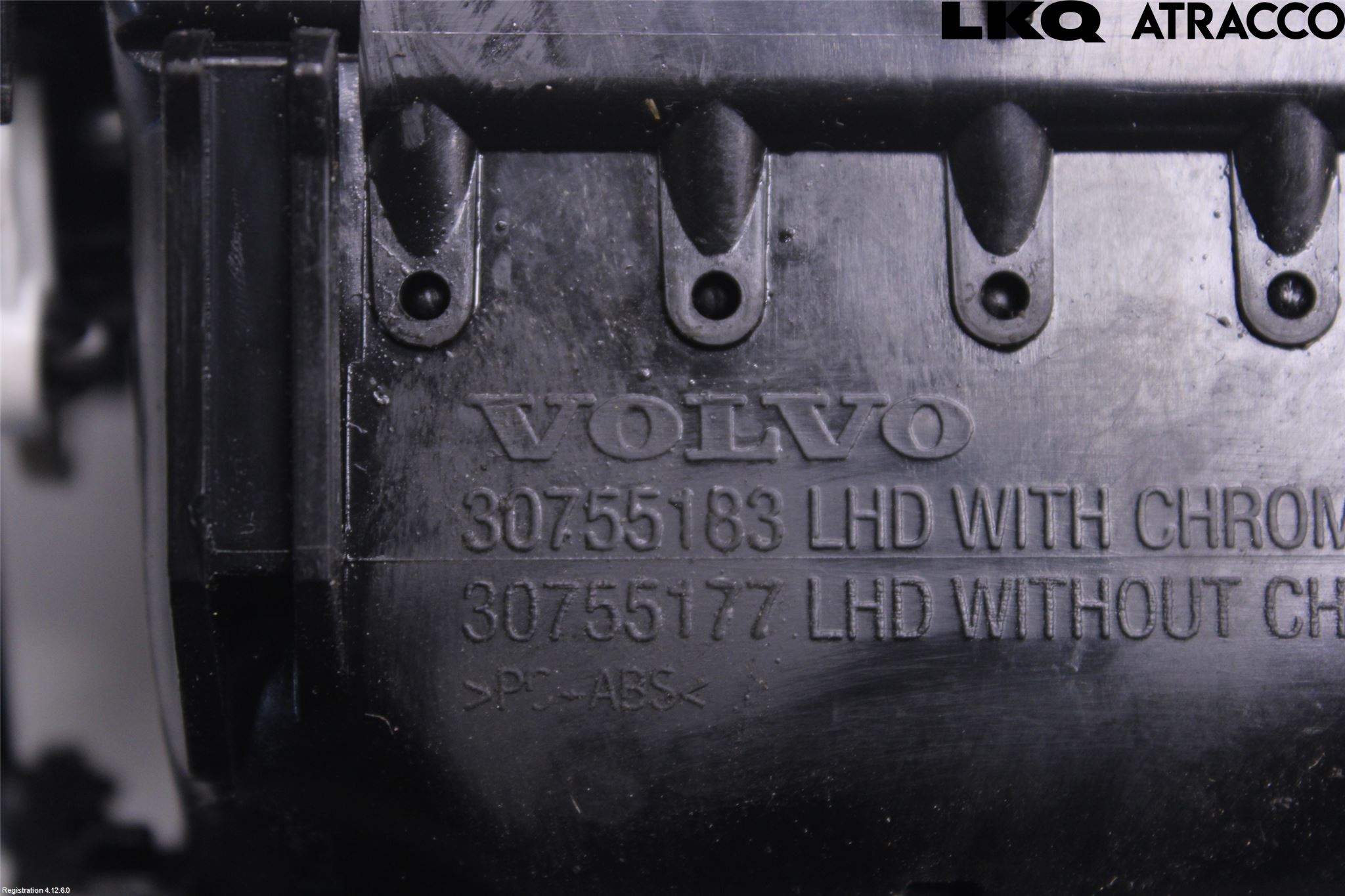 Volvo V70 08-13 Dashbord Kanal - Dyse