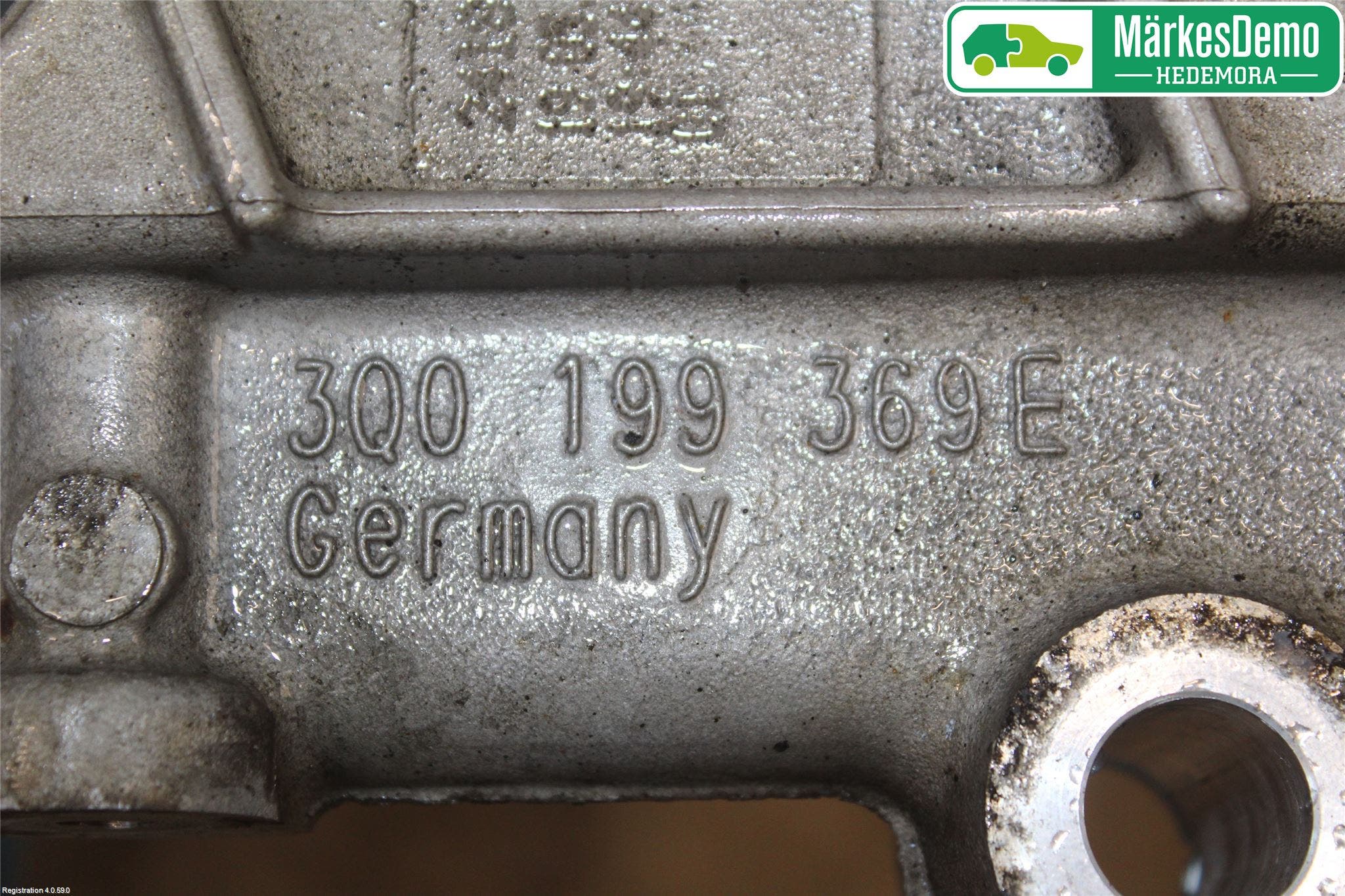 Volkswagen VW PASSAT 15-19 Forstillingsbjelke(Tvergående)