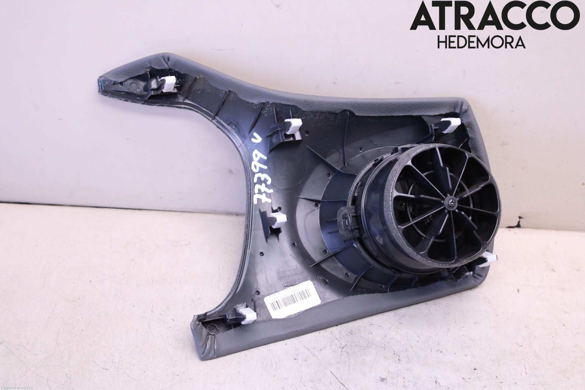 Toyota YARIS XP130 15-20 Dashbord Kanal - Dyse