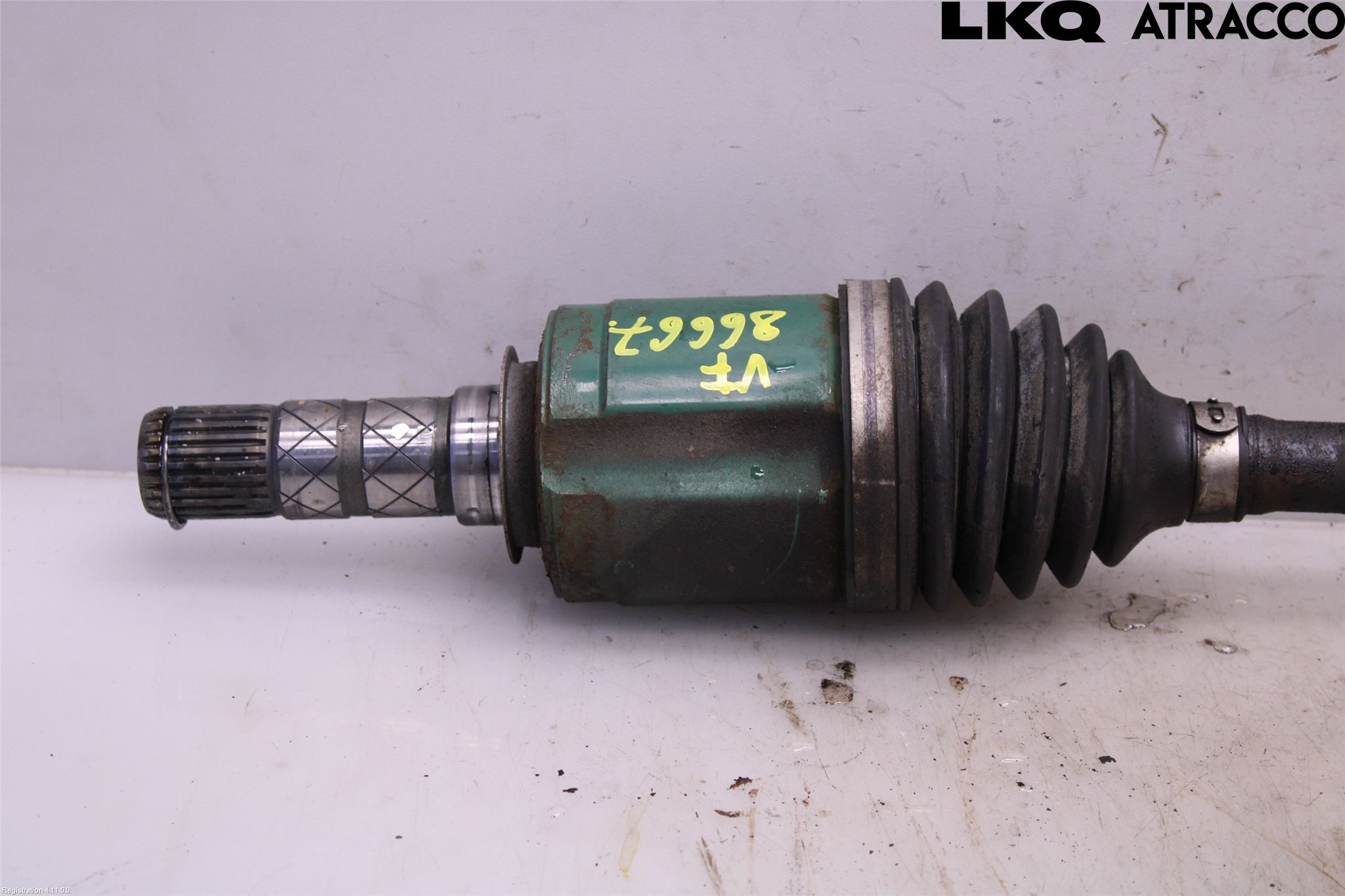 Subaru OUTBACK 10-15 Drivaksel Foran Kompl Venstre