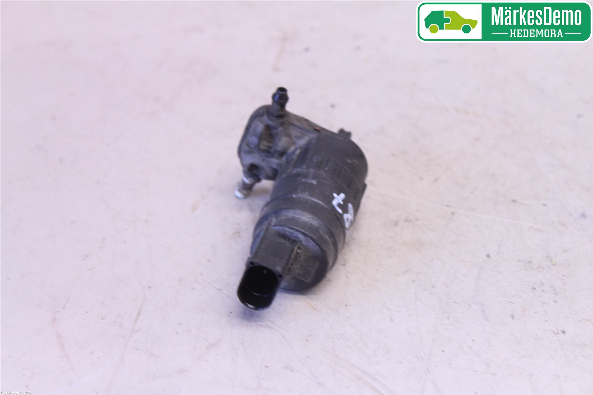 Volkswagen VW POLO 10-17 Spylerpumpe Frontrute