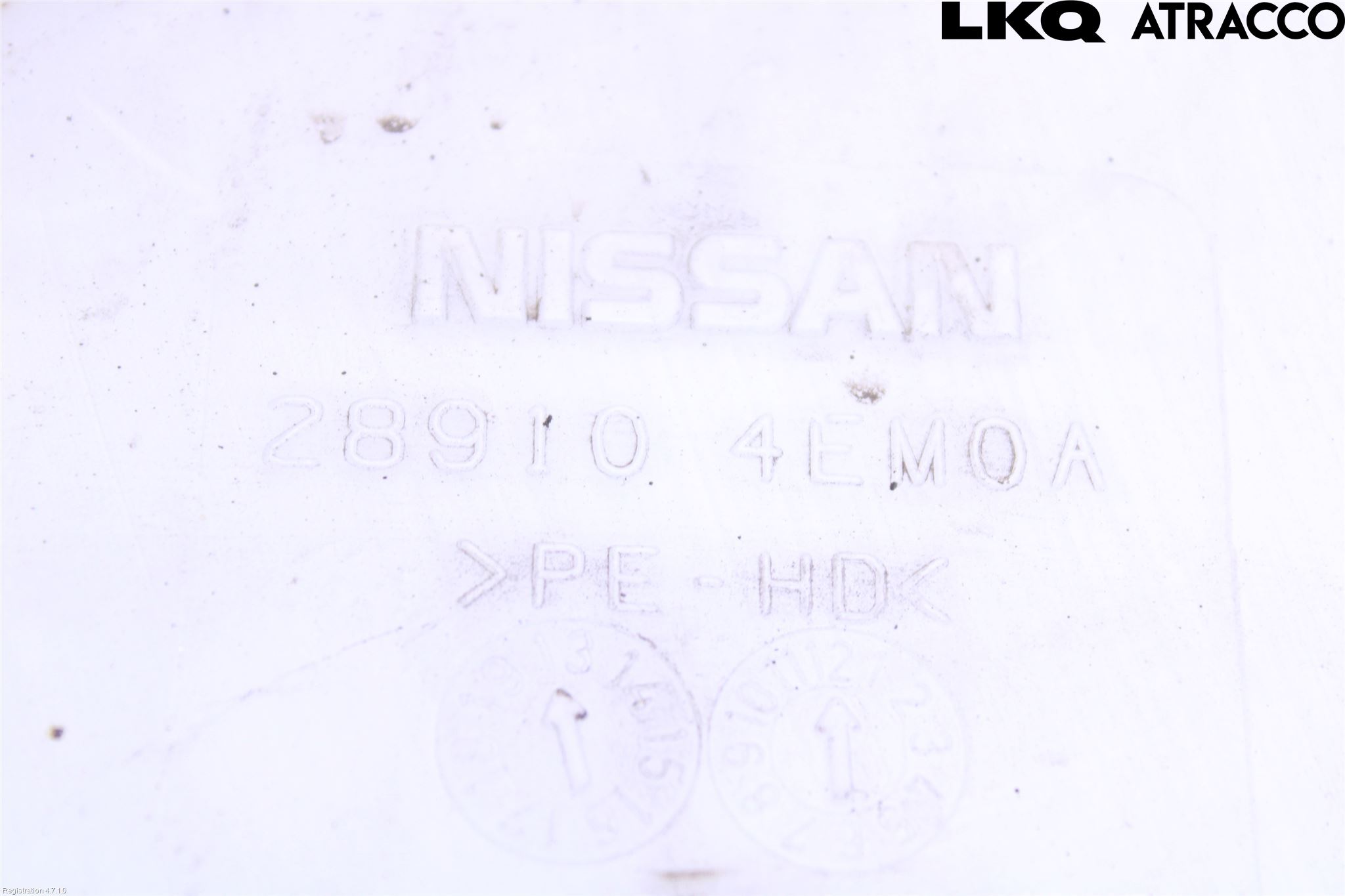 Nissan QASHQAI 14-17 Spylerbeholder Frontrute-Lykte