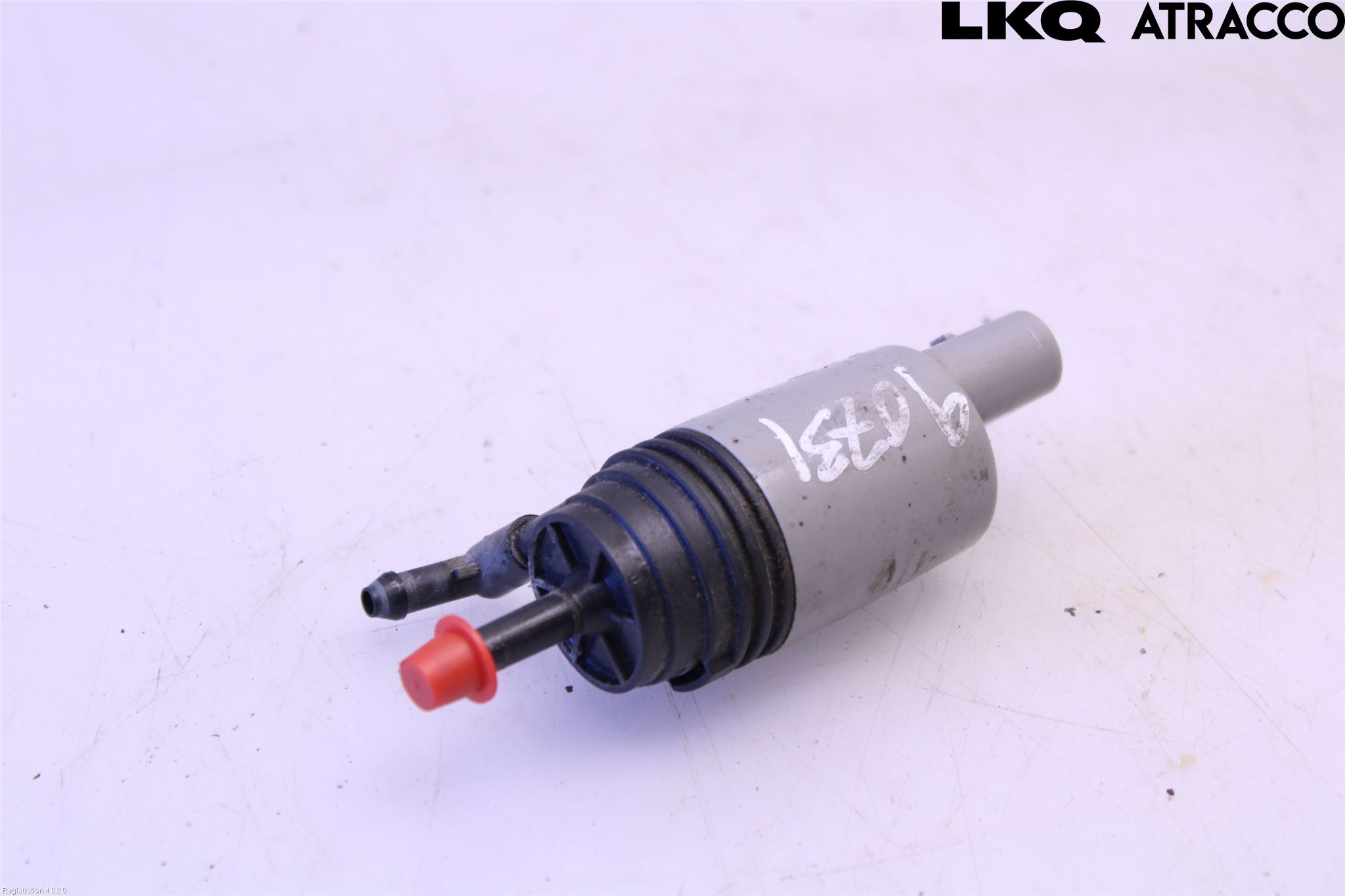 BMW 5 E60/61 Sed/Tou 02-10 Spylerpumpe Frontrute