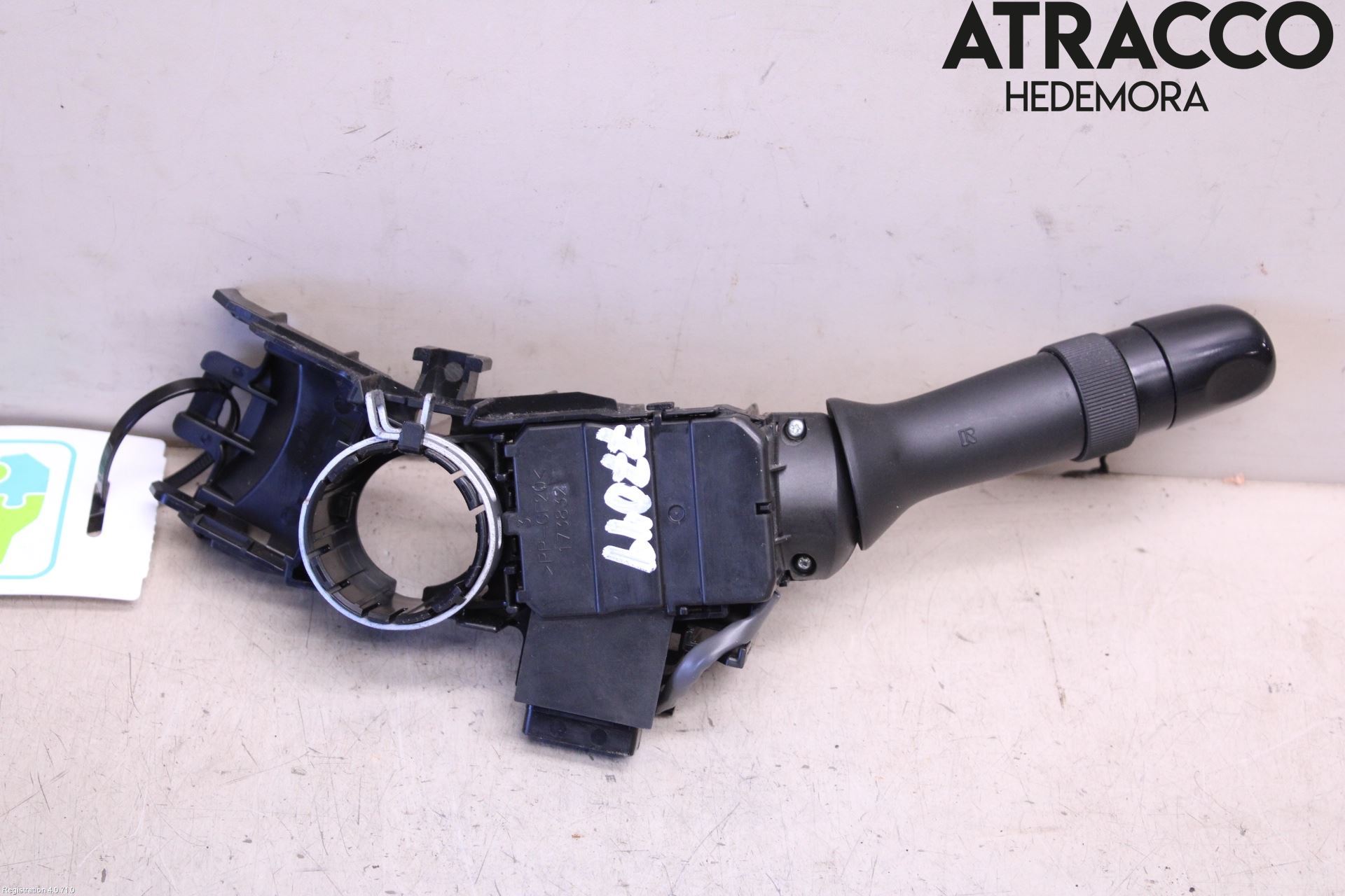 Lexus IS 220d/250/350 06-13 Bryter Ratt Blinklys - Lys