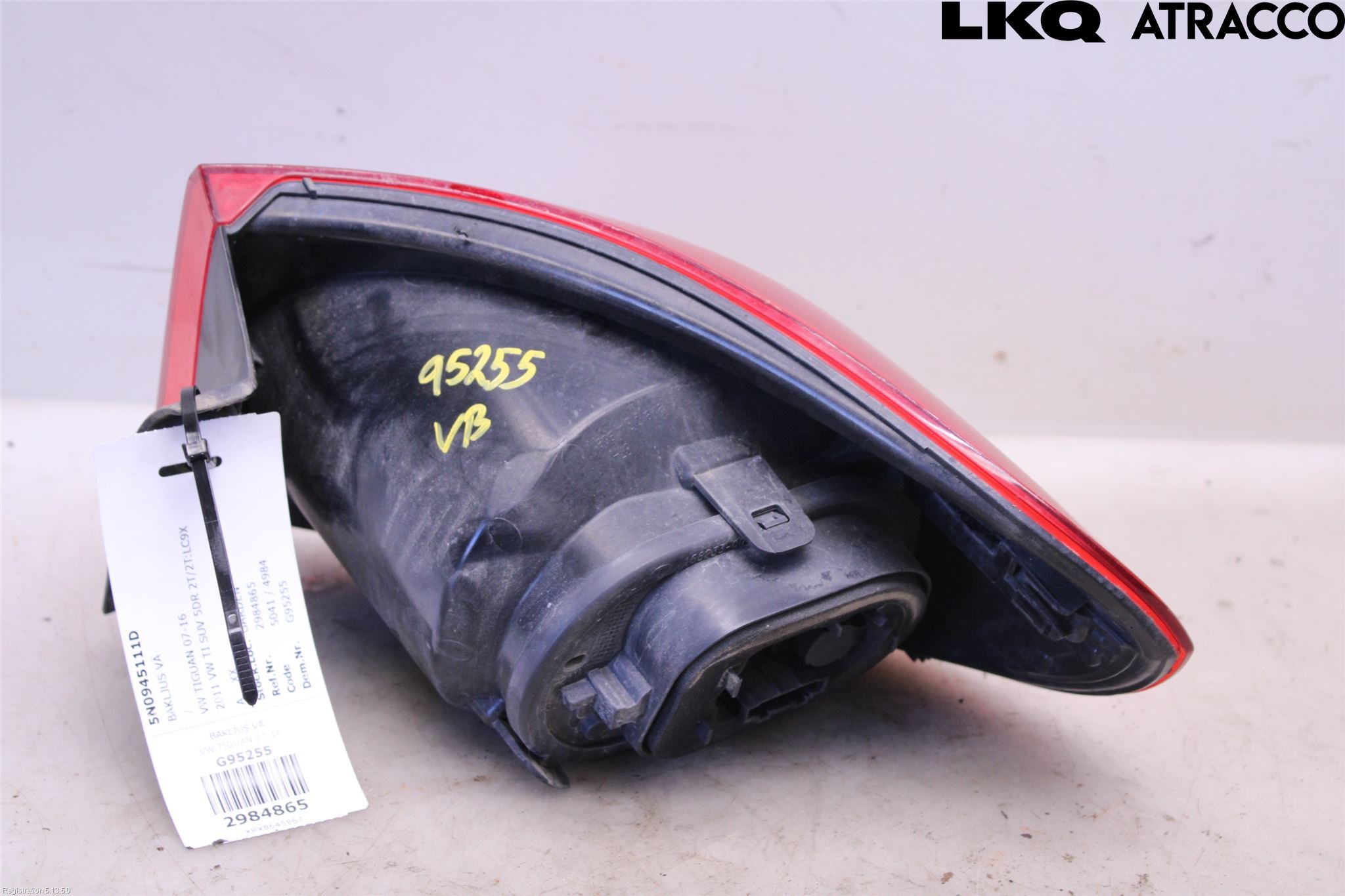Volkswagen VW TIGUAN 07-16 Baklykt Venstre