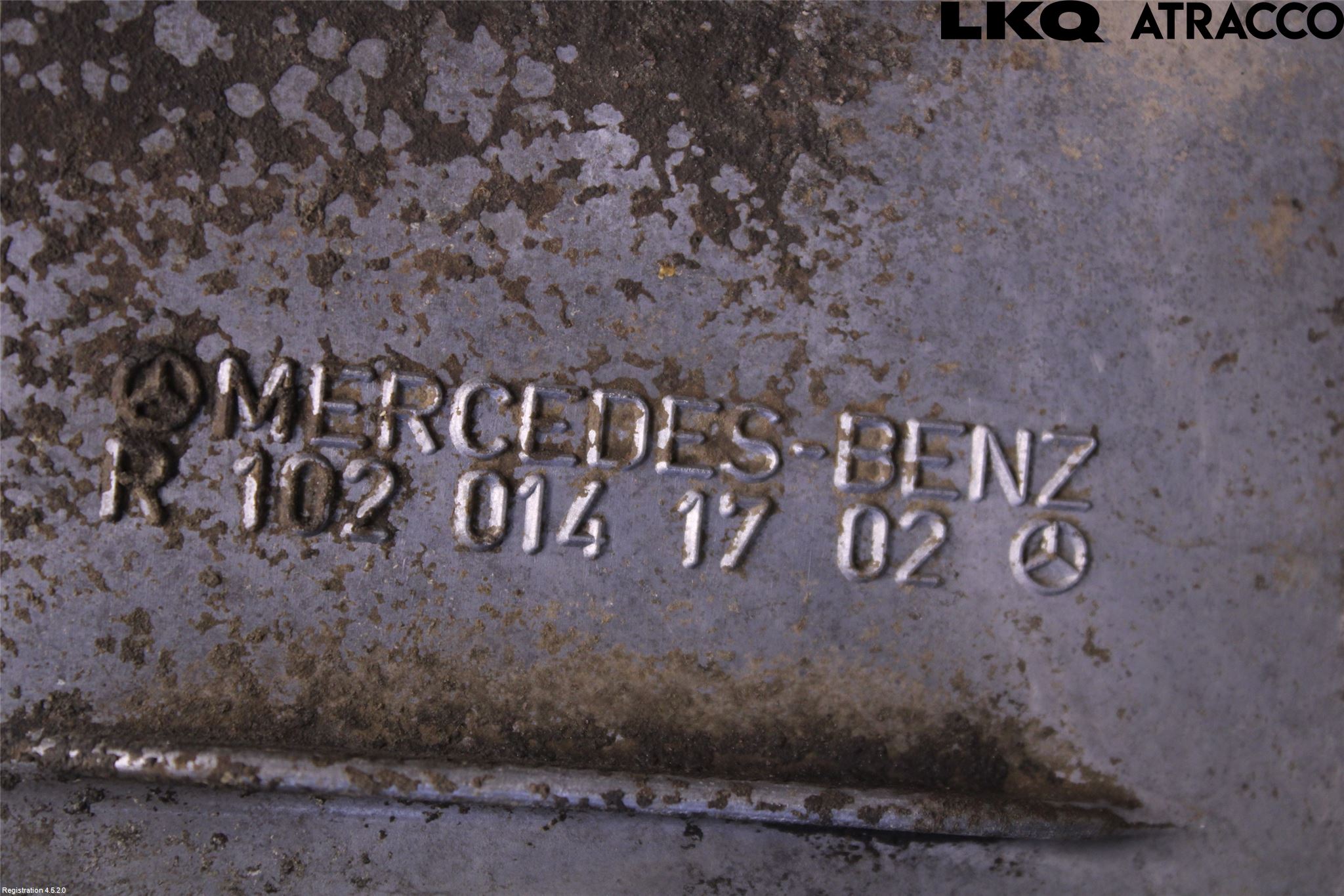 Mercedes-Benz MB 200-300  (W123) 76-86 Bunnpanne