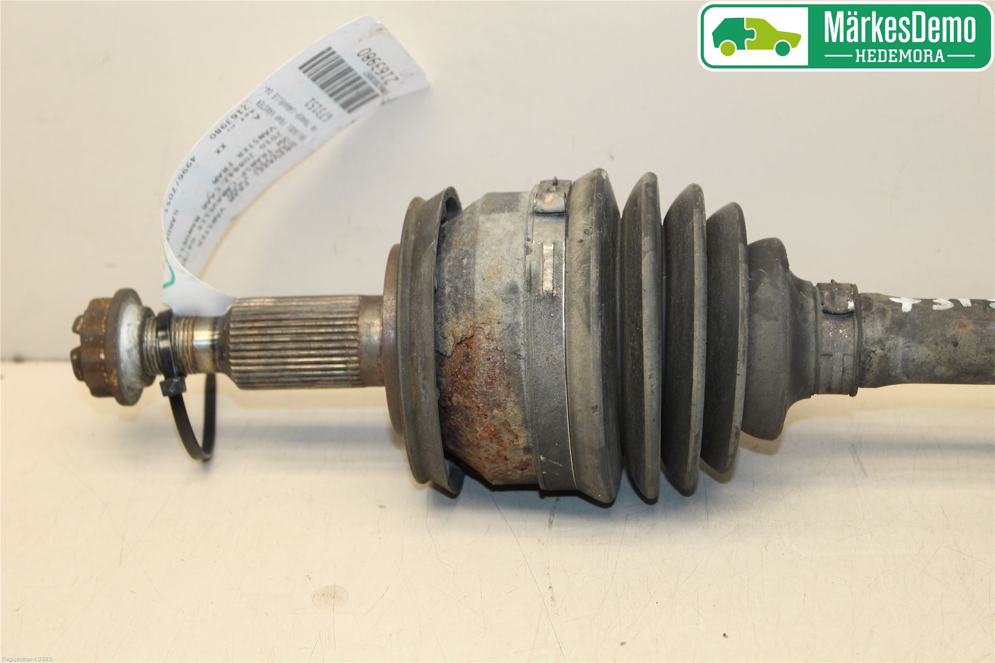 Volkswagen VW TRANSP/CARAVELLE (T5) 04-15 Drivaksel Foran Kompl Venstre