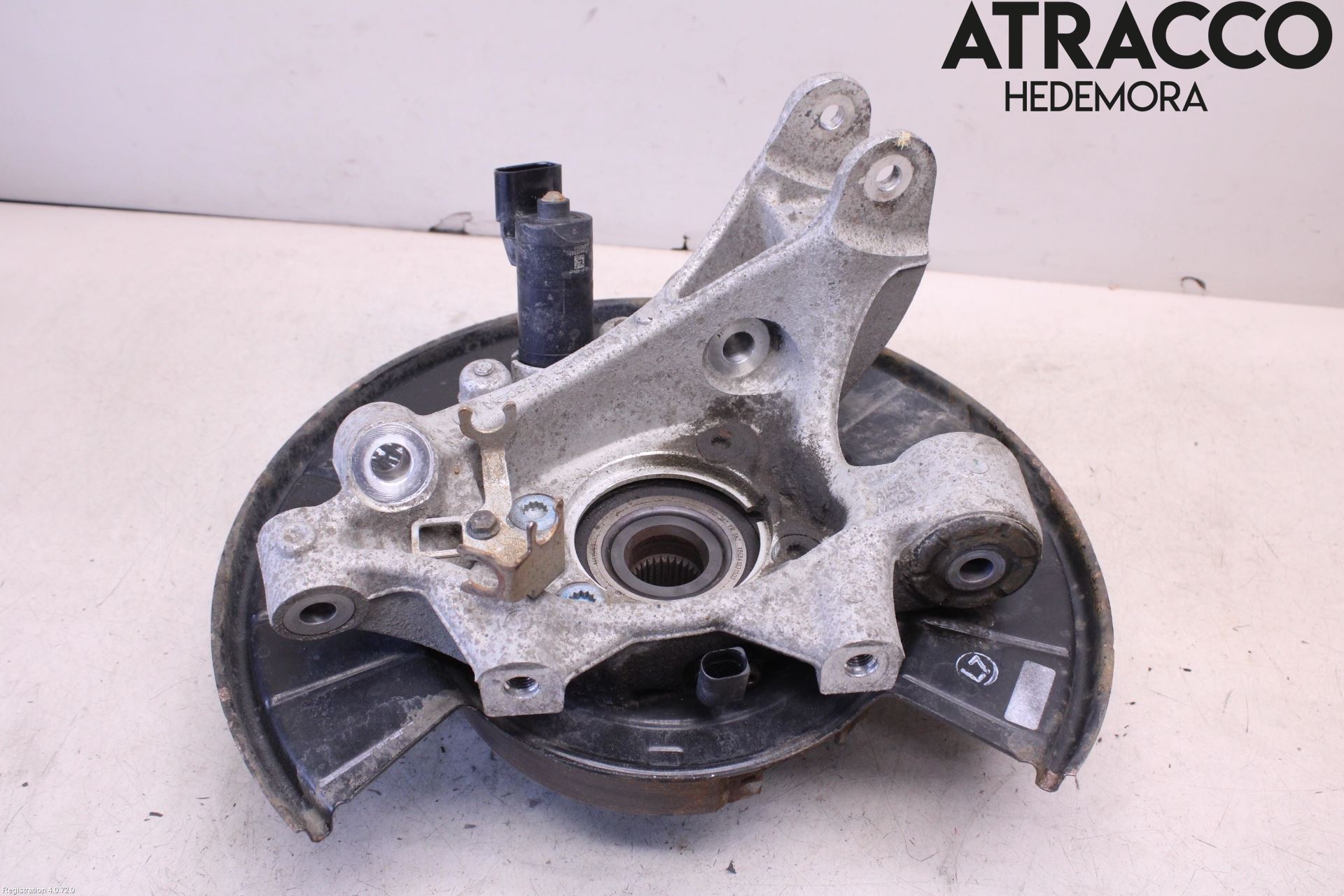 Volkswagen VW TOUAREG 7P 11-18 Spindel Hb