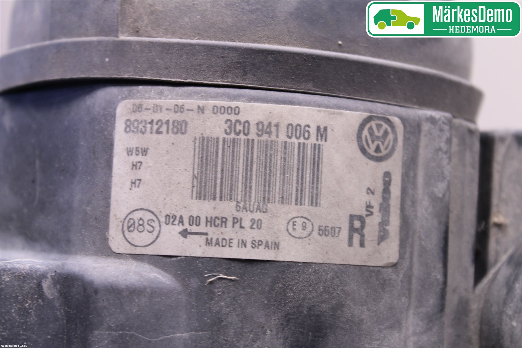 Volkswagen VW PASSAT 05-11 Frontlykt Høyre