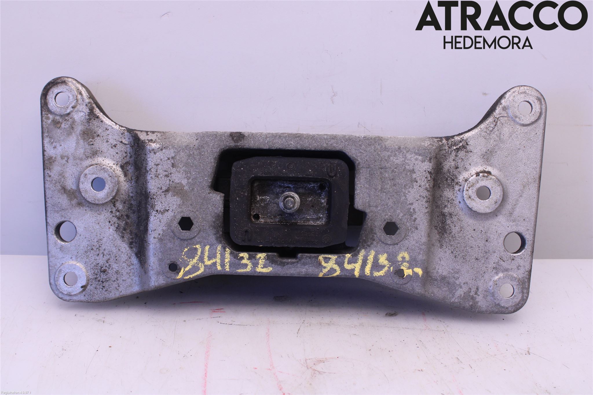 BMW 5 GT F07 09-17 Gearkasse Bjelke - Travers