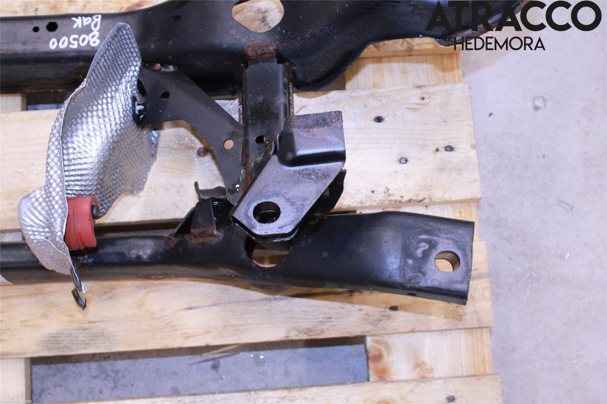 Ford FOCUS 15-18 Bakaksel Feste Travers-Ramme