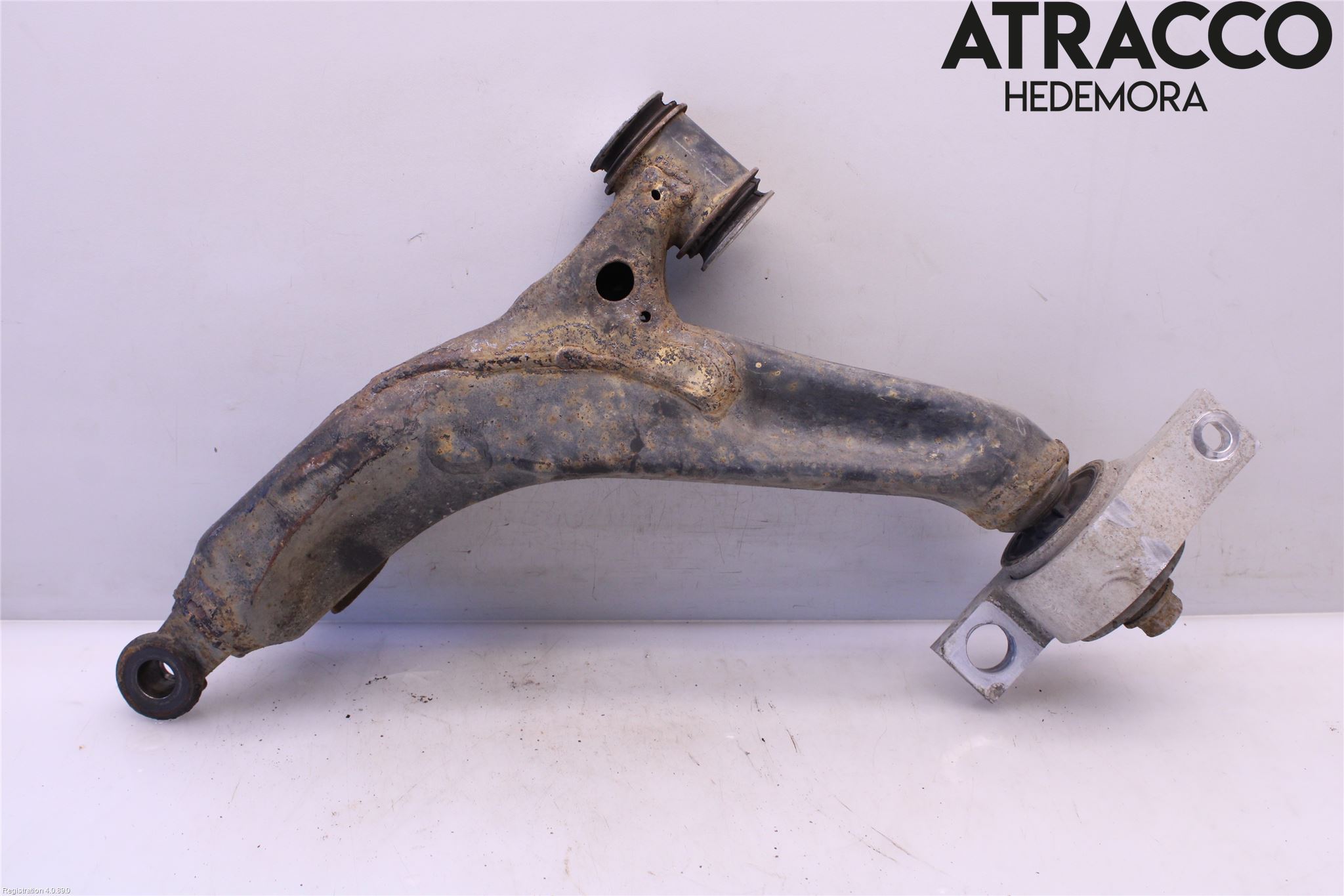 Lexus IS 250/350 14-20 Bærearm Foran Høyre Nedre