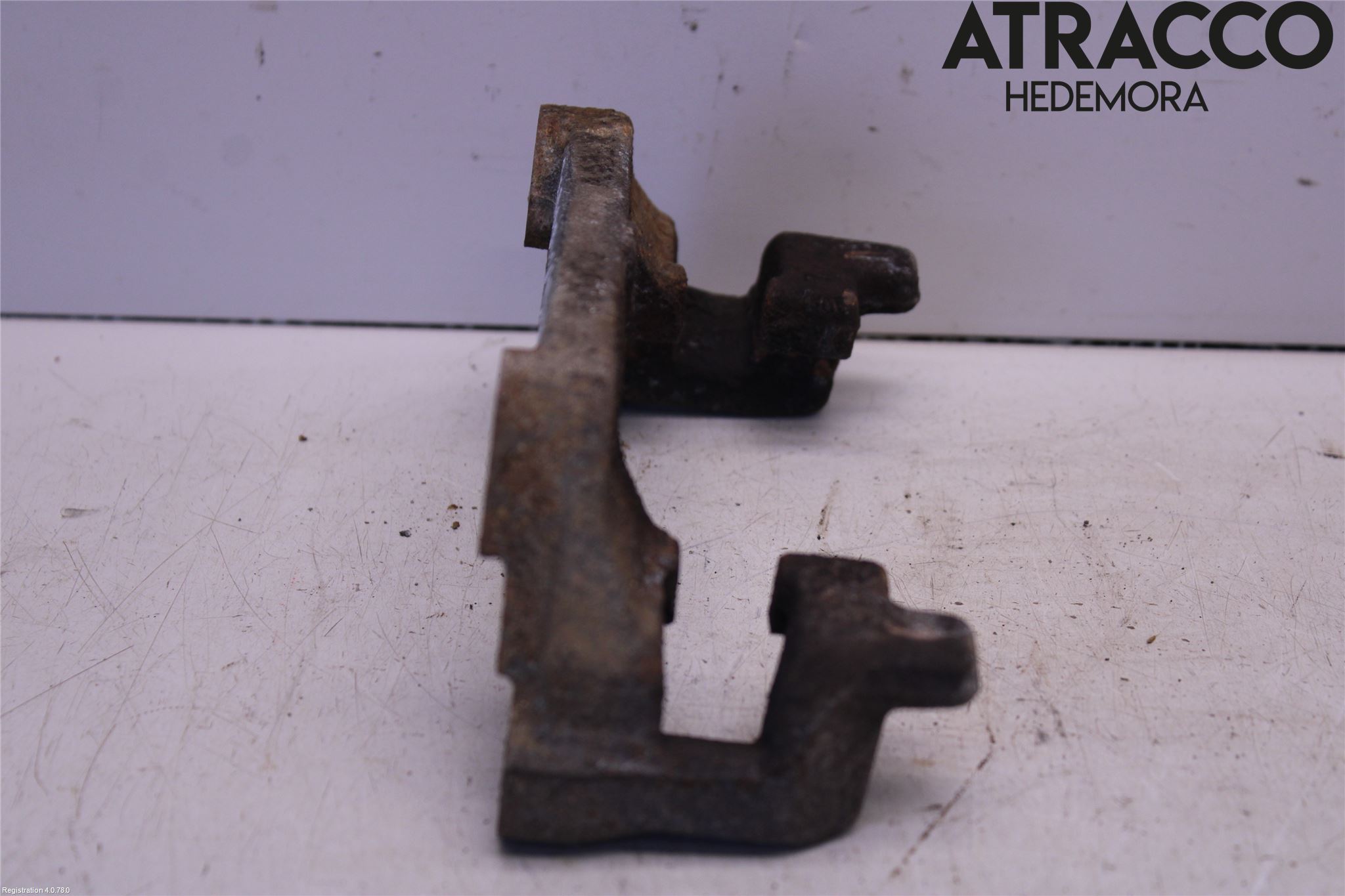 Ford FOCUS 15-18 Bremsecaliper Feste Holder