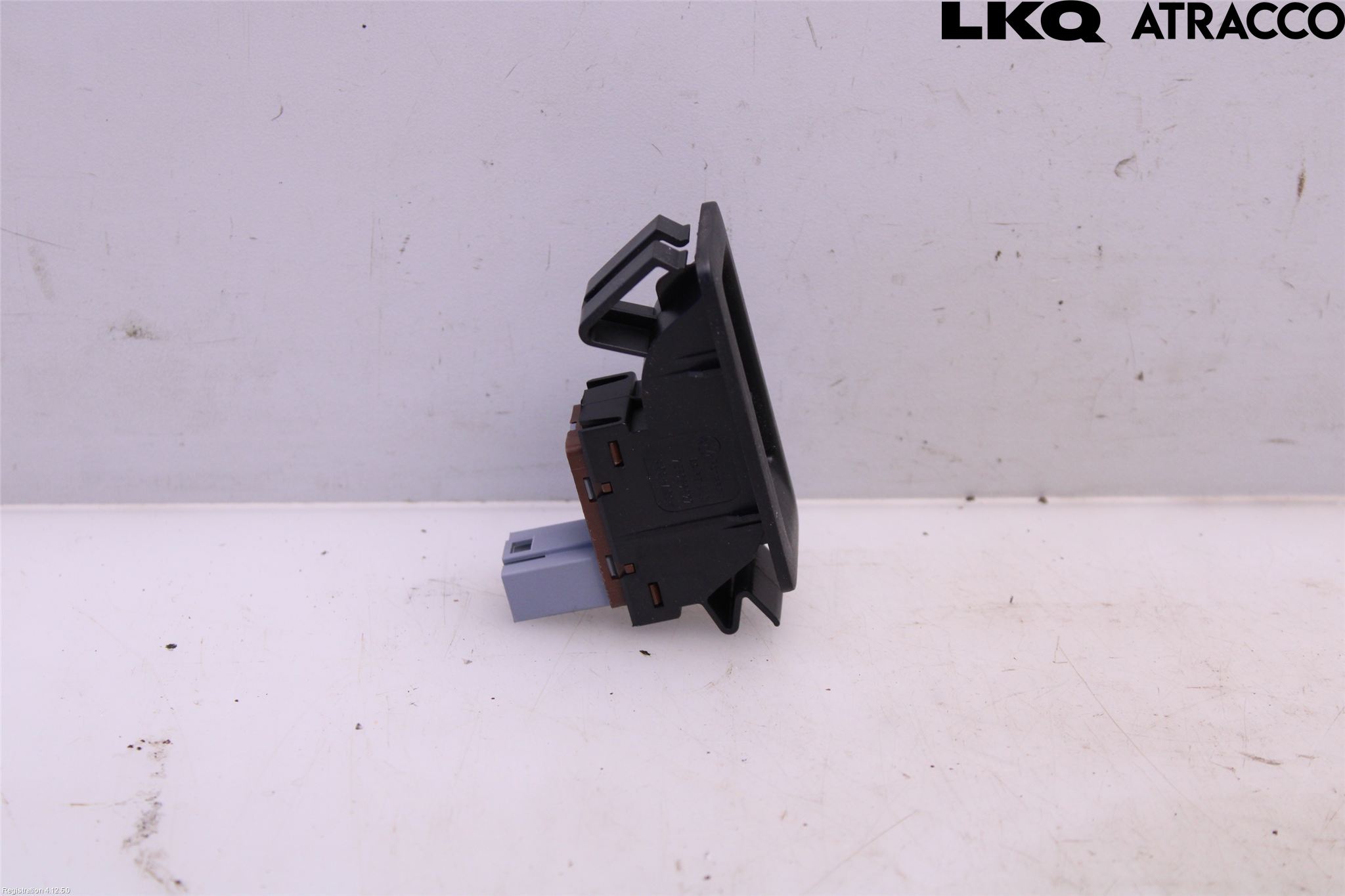 Volkswagen VW PASSAT 11-14 Strömställare Dragkrok