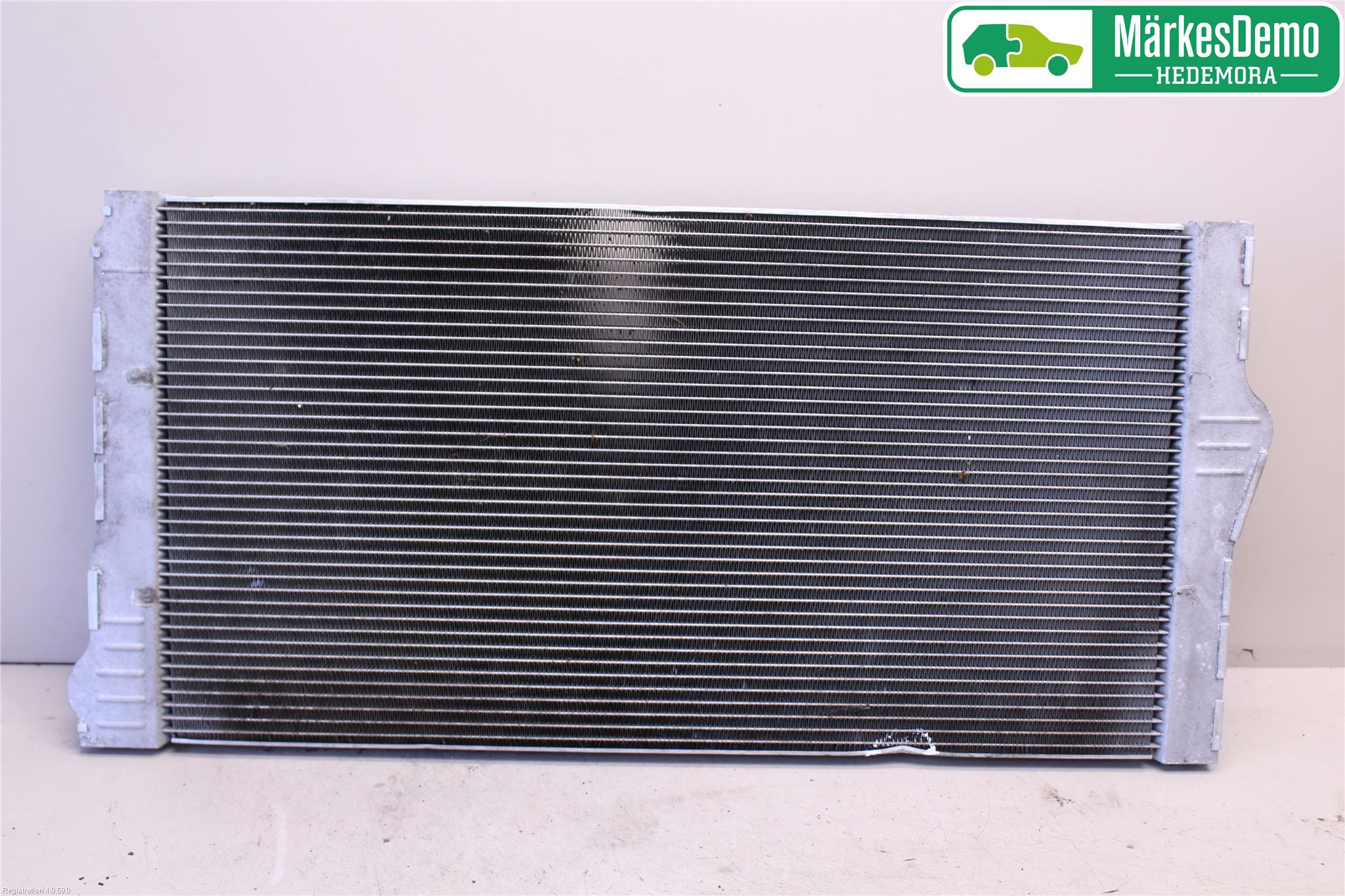 BMW 5 F10/F11/F18 09-17 Radiator Automat