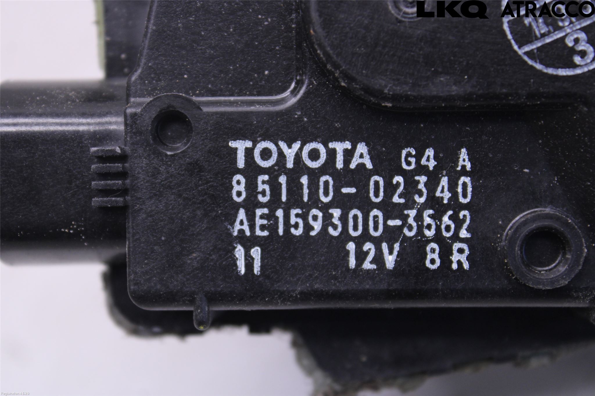 Toyota AURIS 13-19 Viskermotor Frontrute