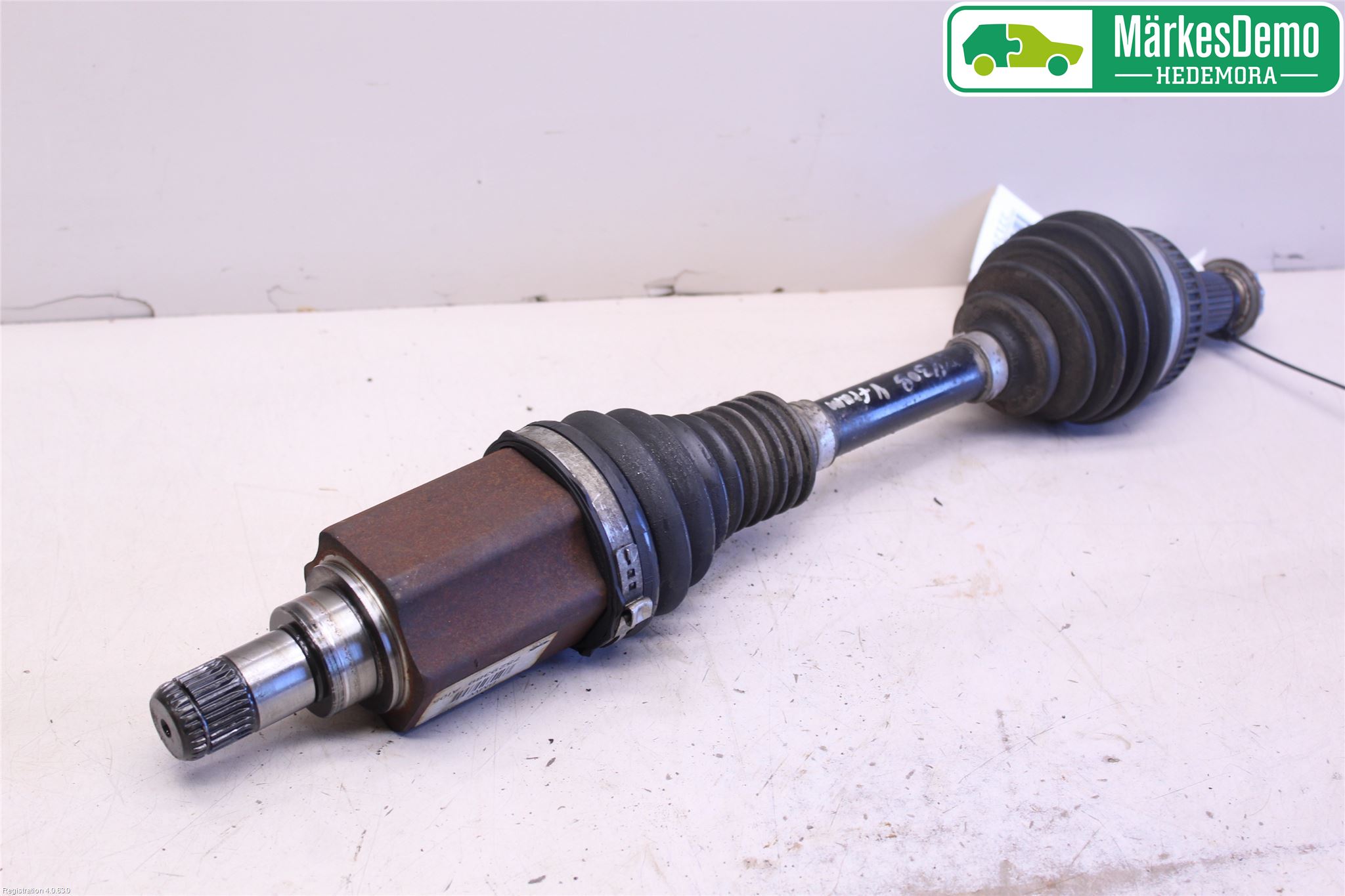 BMW 3 E90/91 SED/TOU 05-12 Drivaksel Foran Kompl Venstre