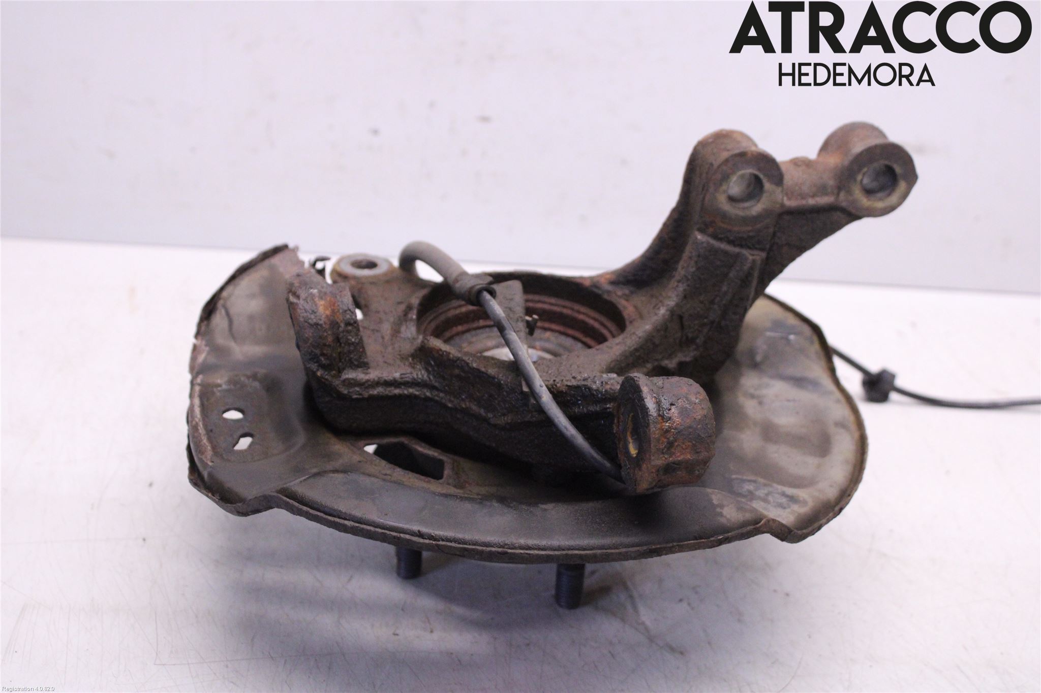 Toyota YARIS XP90 06-11 Spindel Hf