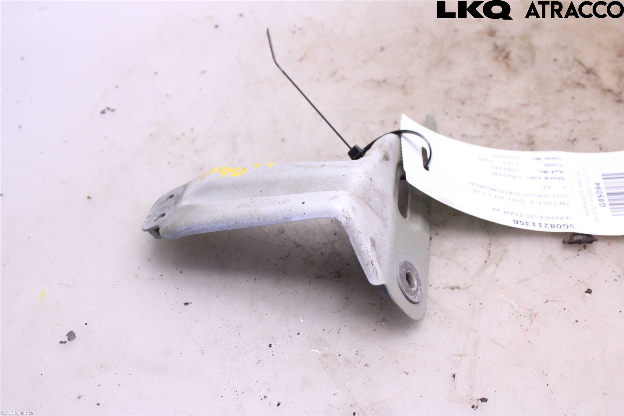 Volkswagen VW GOLF / E-GOLF VII 13-20 Frontskjermfeste Venstre