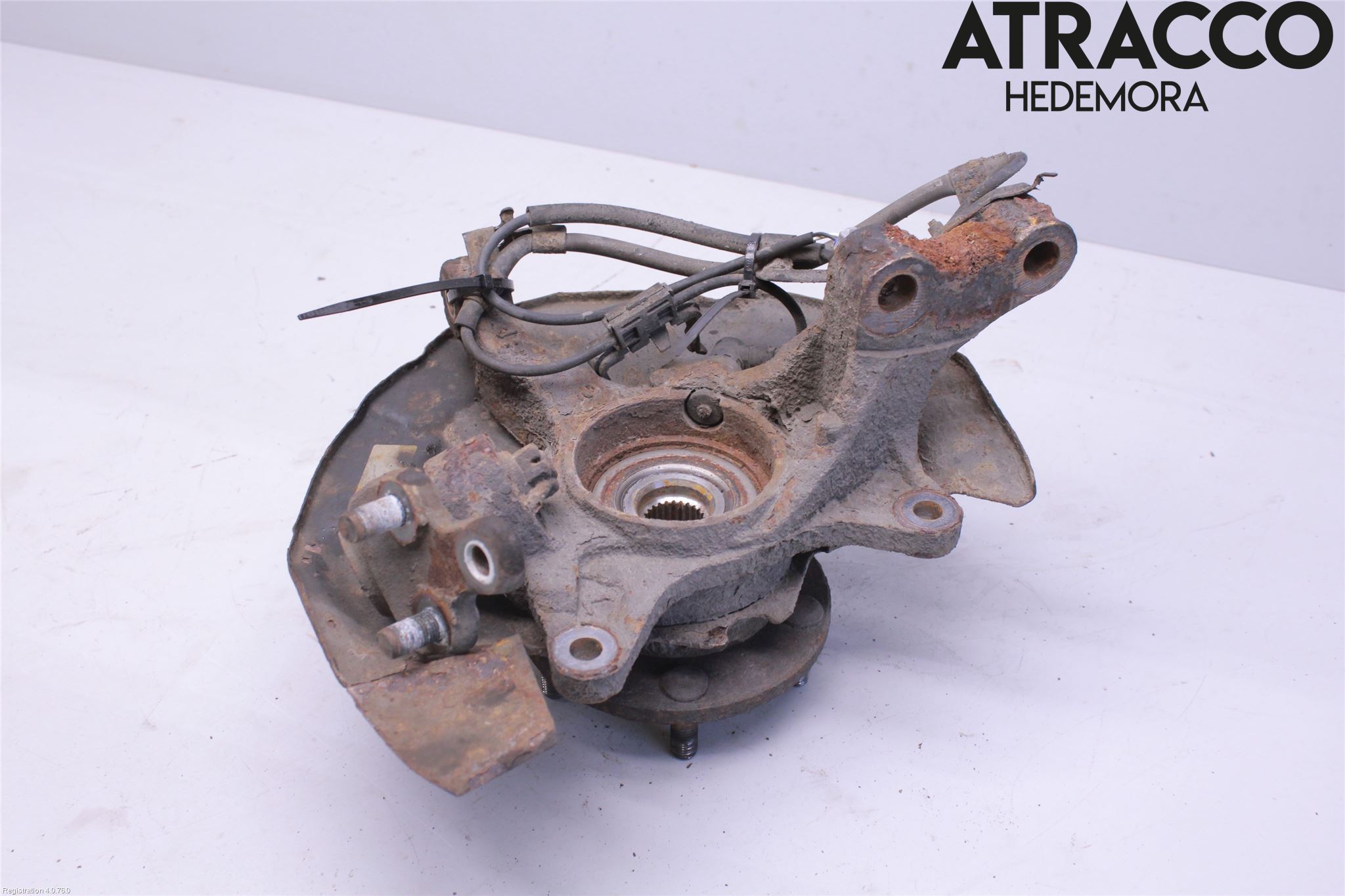 Toyota CAMRY    01-06 Spindel Vf