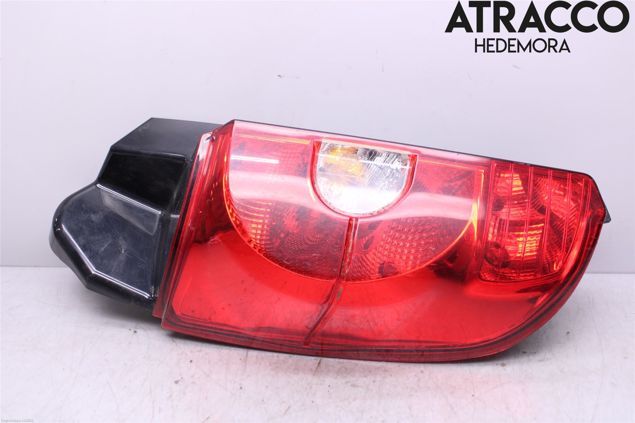 Mitsubishi COLT 09-13 Baklykt Venstre