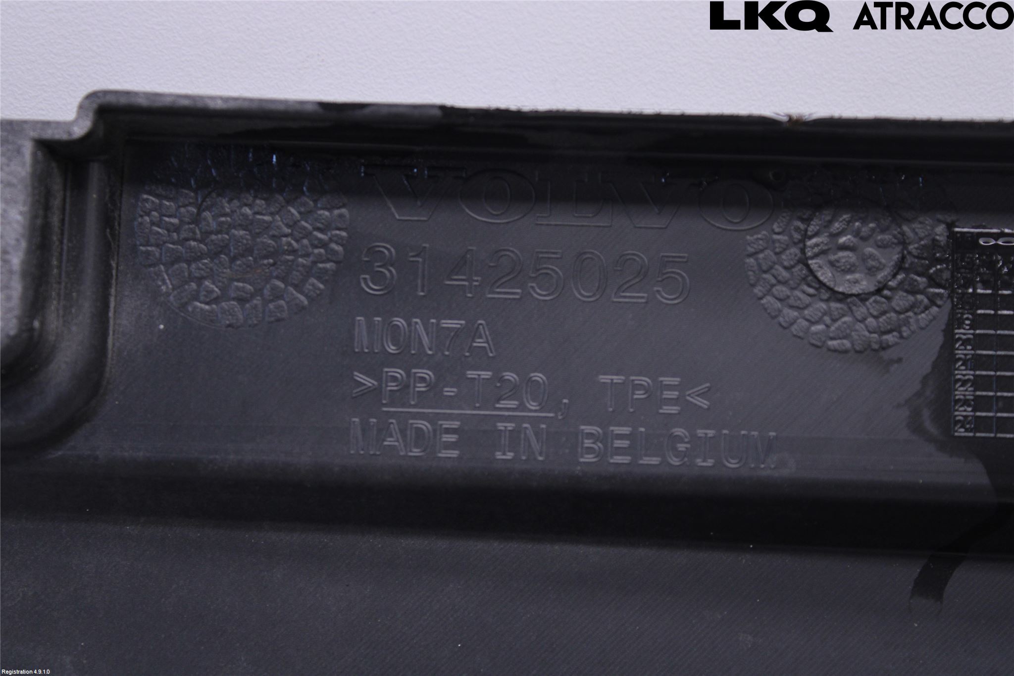 Volvo V90 17->> Tackplast Front