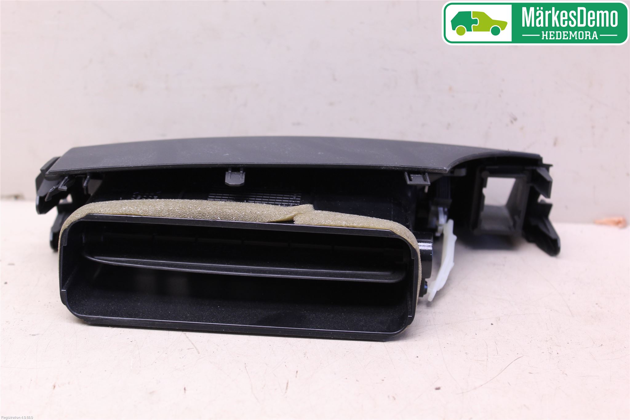 Toyota VERSO 09-18 Dashbord Kanal - Dyse