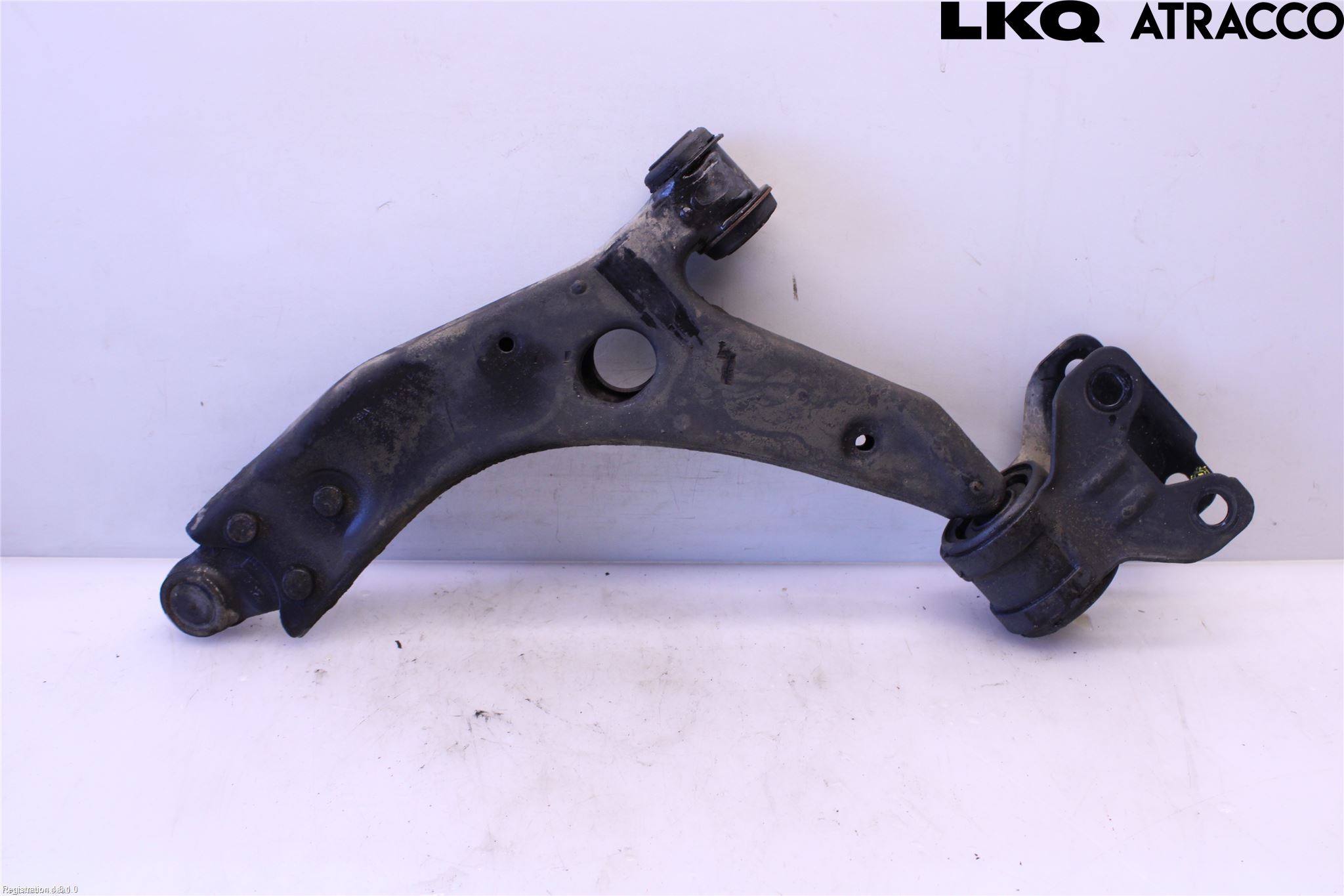 Ford FOCUS 15-18 Bærearm Foran Høyre Nedre