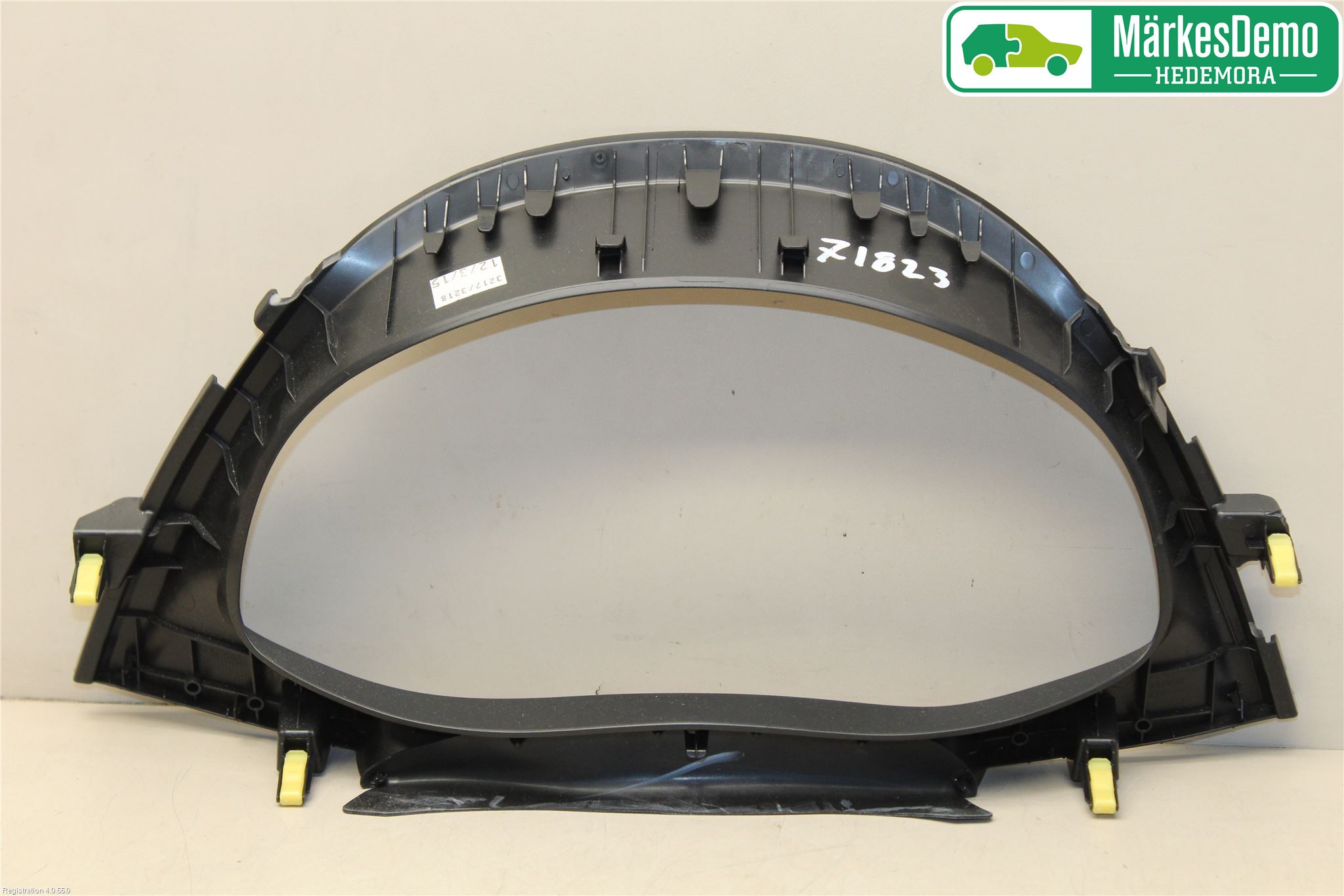 Toyota AURIS 13-19 Instrument Ramme