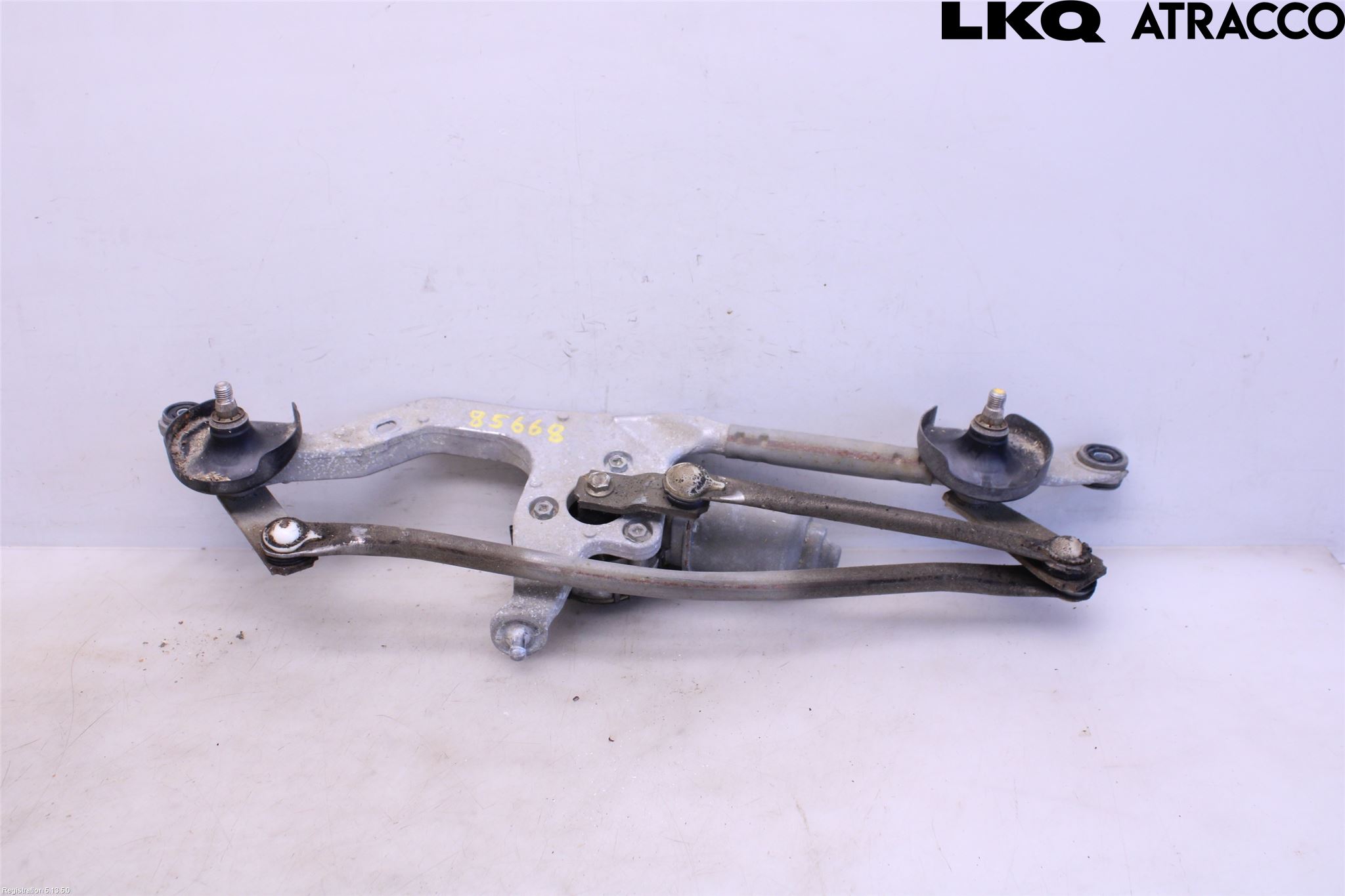 Toyota AURIS 13-19 Viskermotor Frontrute
