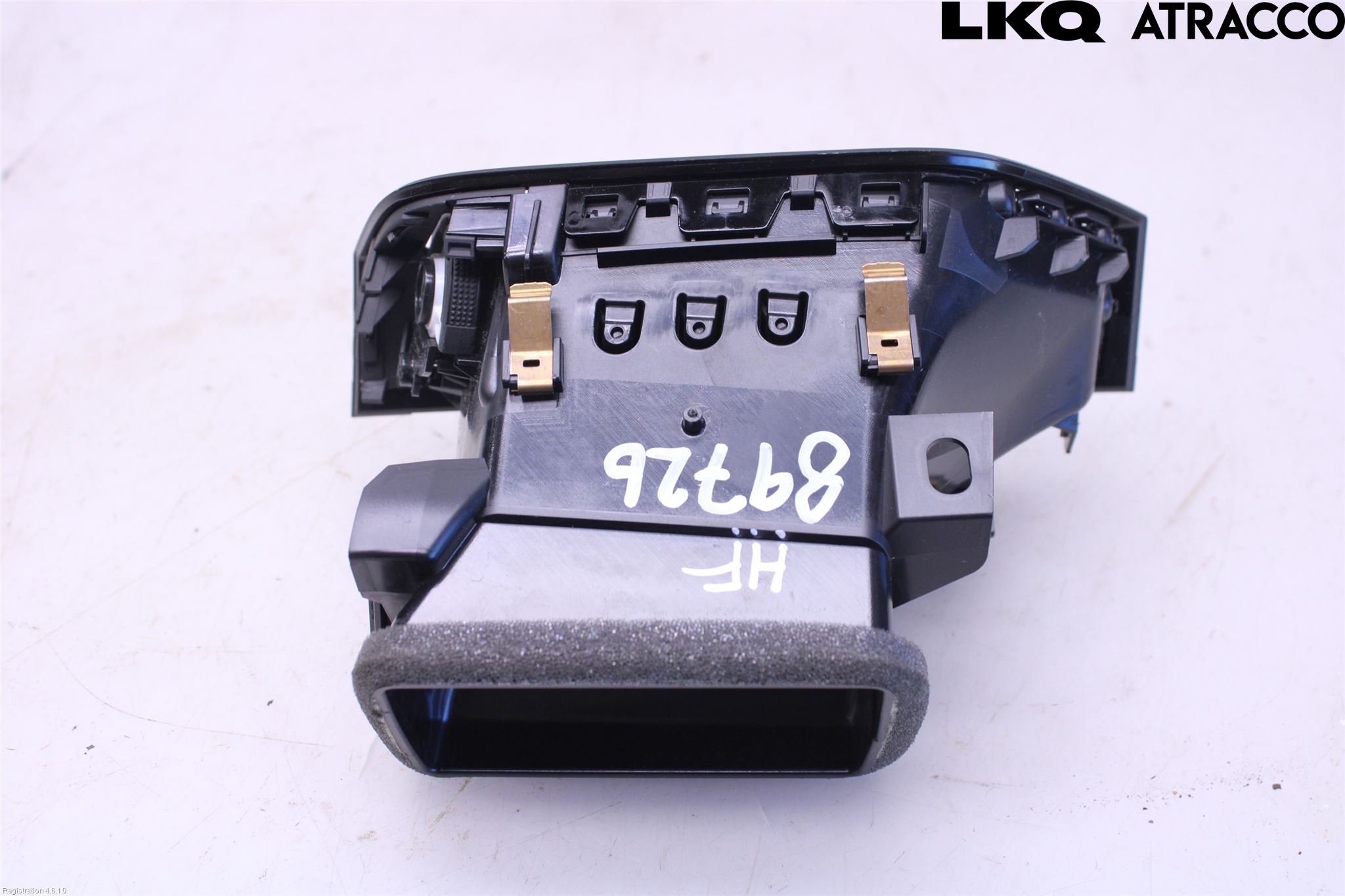 Audi Q3 F3 19- Dashbord Kanal - Dyse