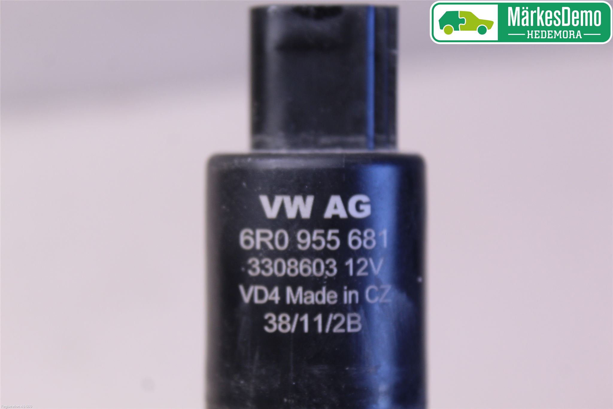 Volkswagen VW TIGUAN 07-16 Spylerpumpe Frontrute