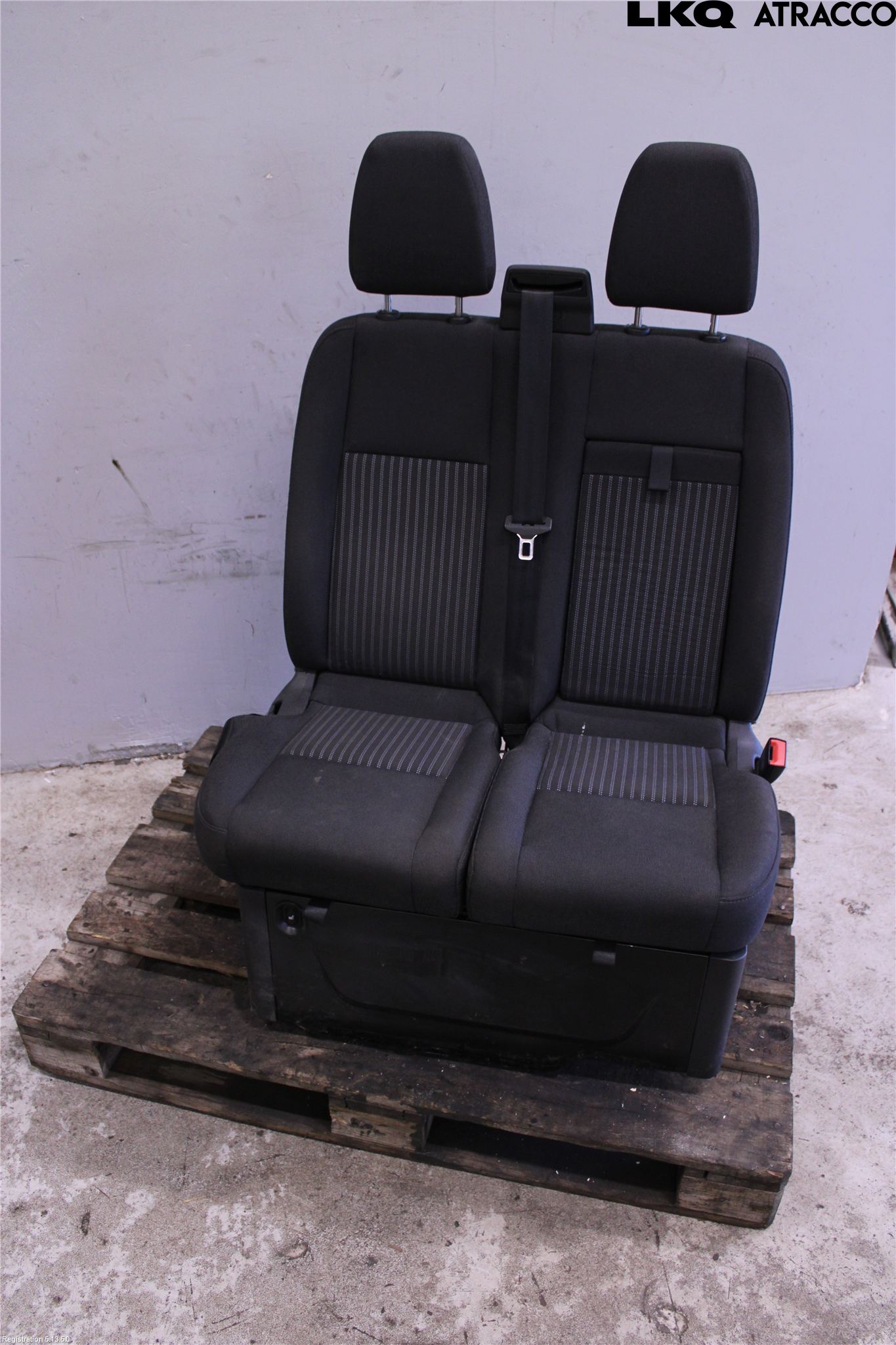 Ford TRANSIT SKÅP/BUSS 14-22 Innr Stoler - Seter Komp