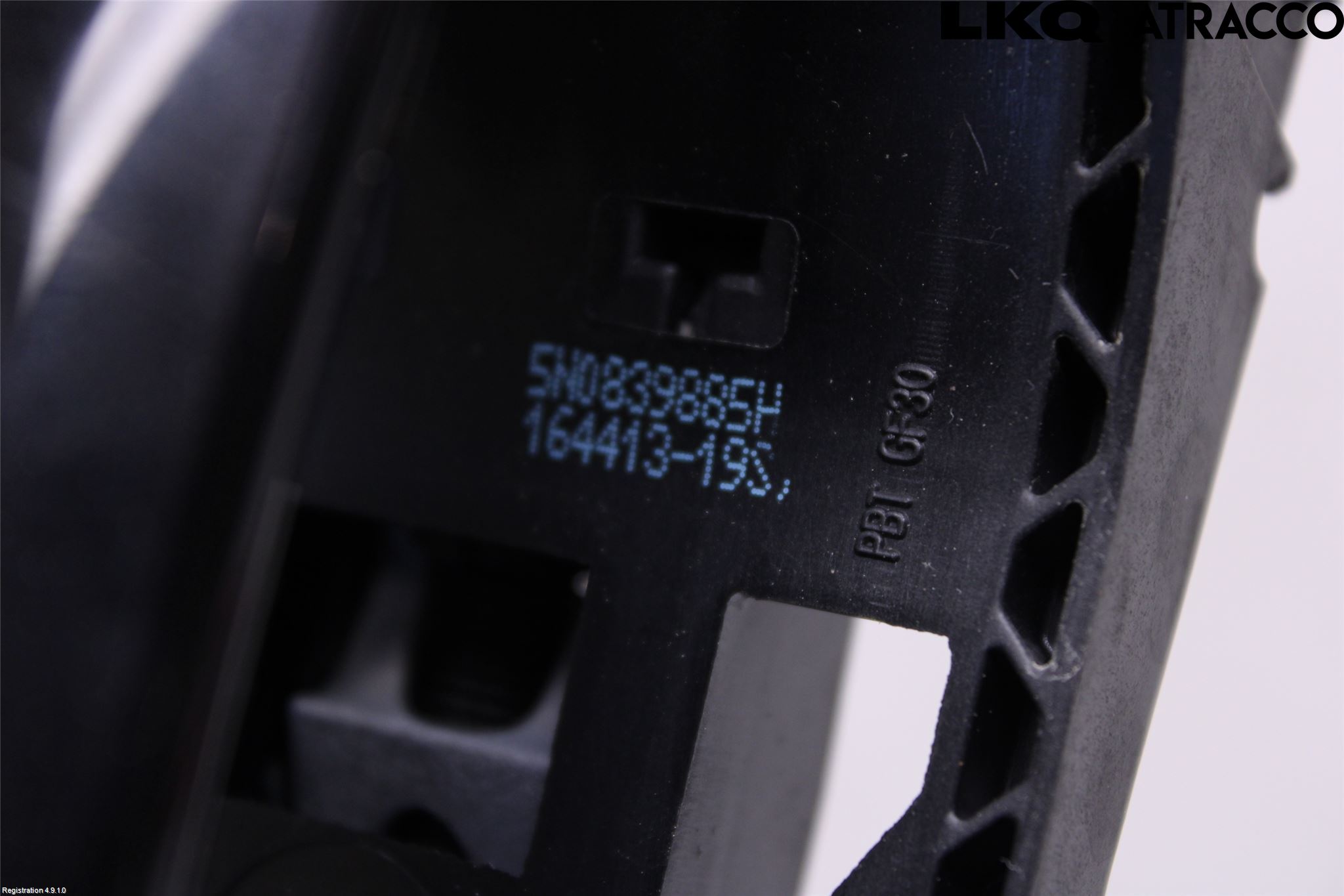 Volkswagen VW POLO 10-17 Dørhandtak Ytre Venstre