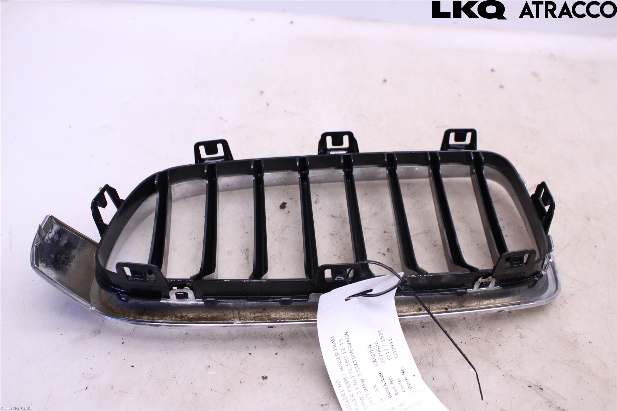 BMW 3 F30/F31/F80 12-19 Grilldel Høyre