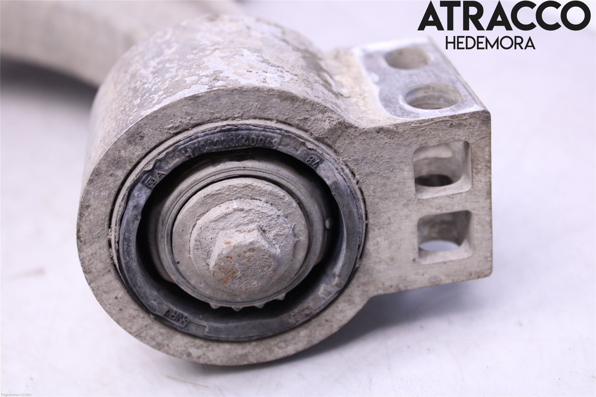 Opel ASTRA J 10-15 Bærearm Foran Høyre Nedre