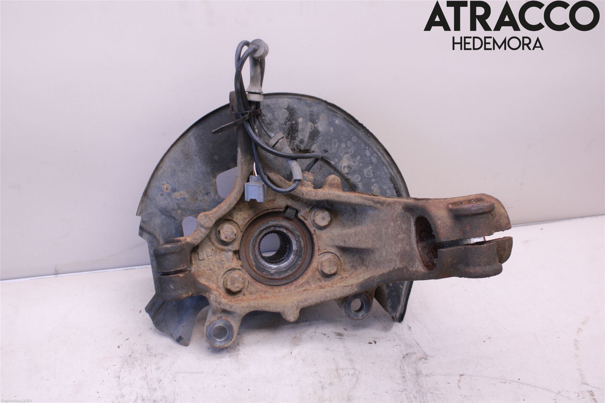 Nissan QASHQAI 14-17 Spindel Vf