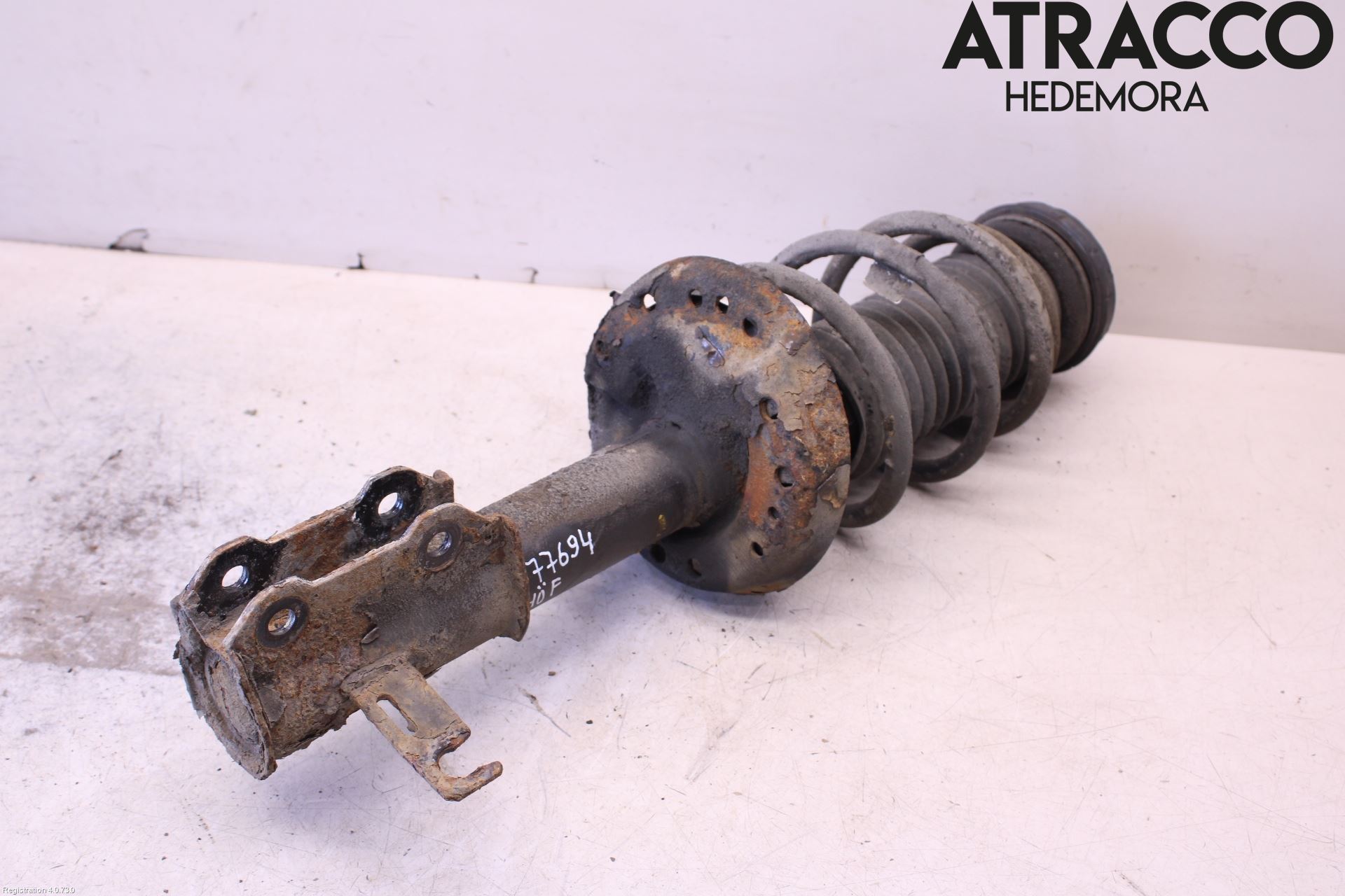 Opel ASTRA J 10-15 Fjærbein Foran Høyre