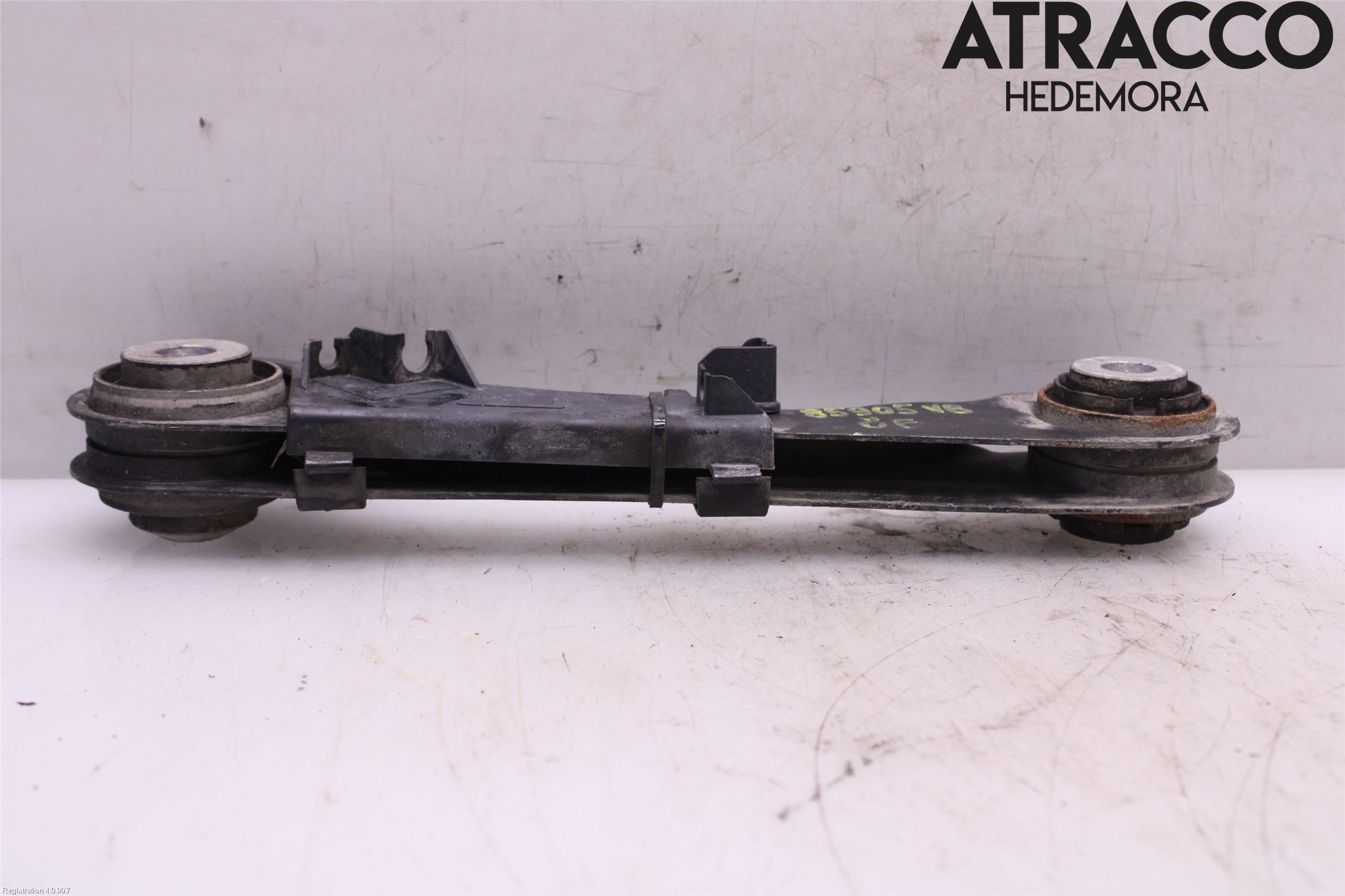 BMW 5 G30/G31/F90 17-23 Bærearm Bak Venstre Øvre