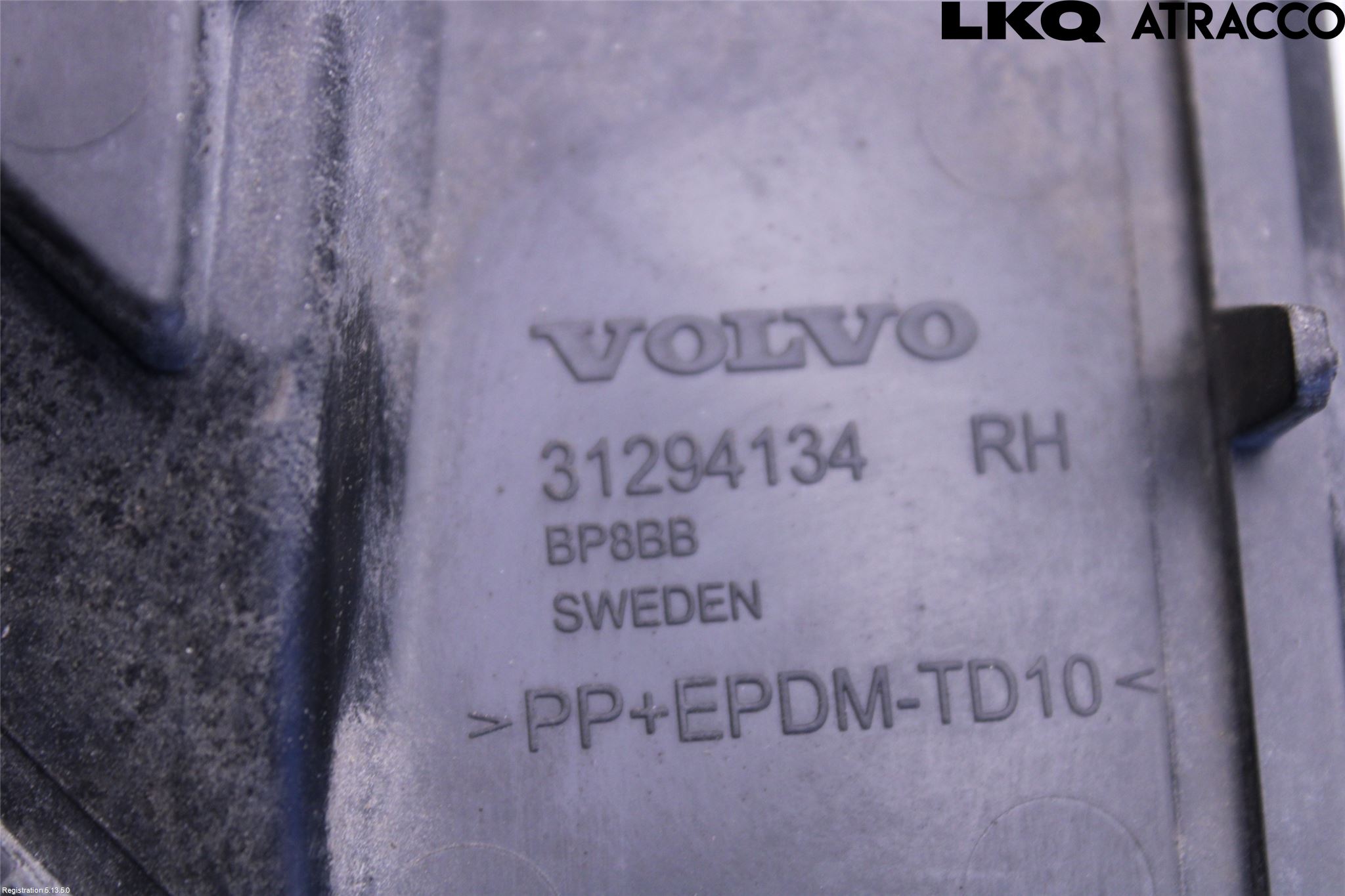 Volvo V60 11-13 Grilldel Høyre