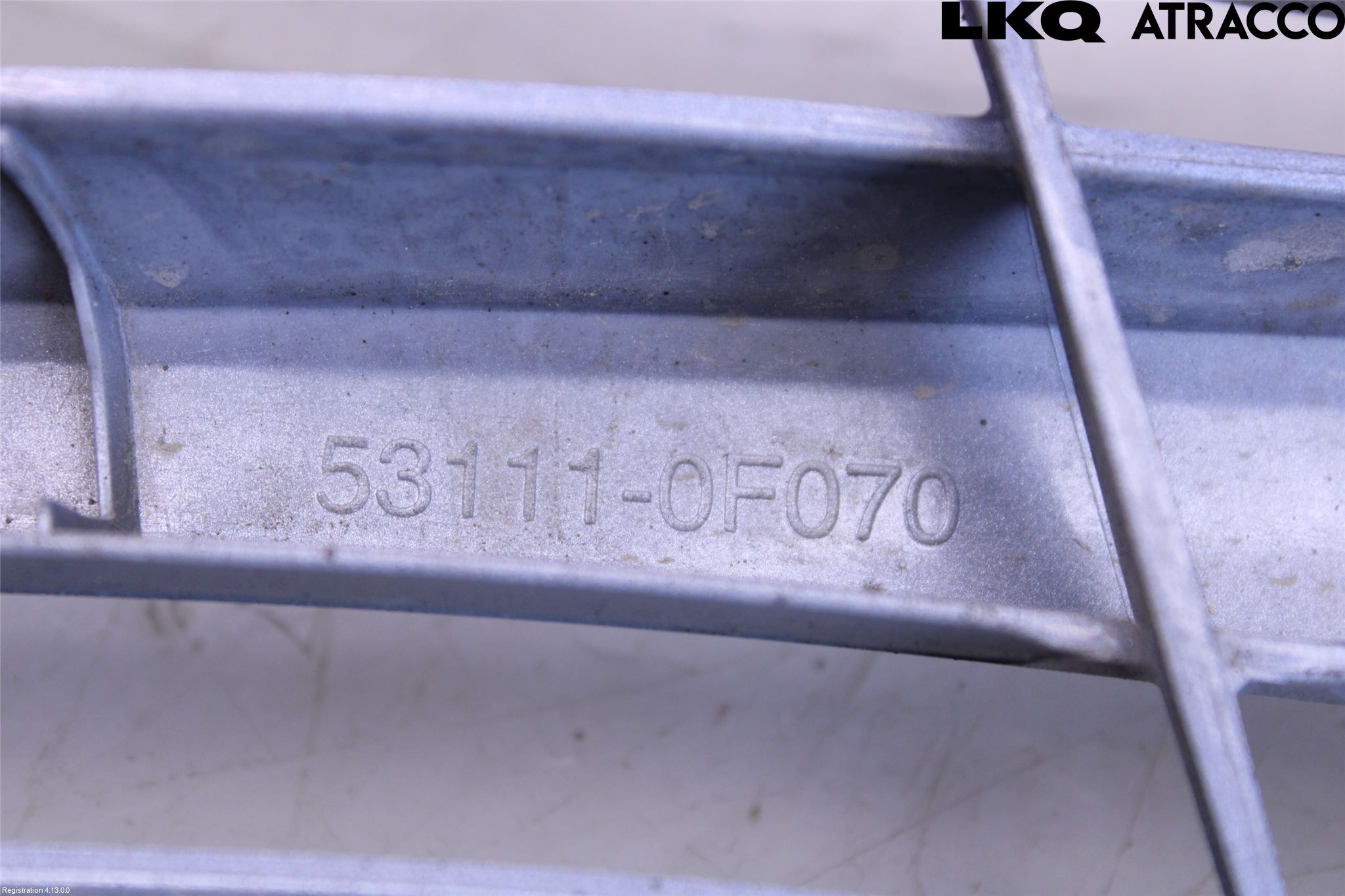 Toyota VERSO 09-18 Grill Komplett