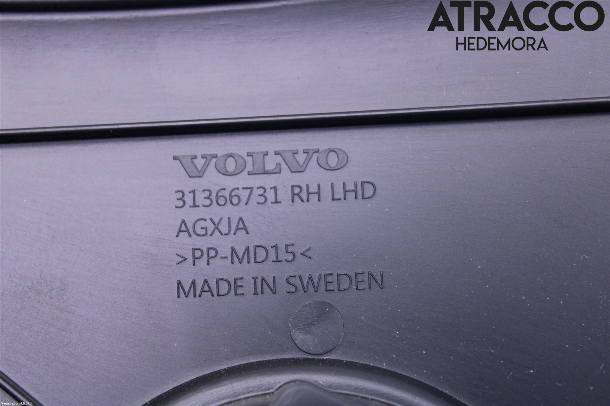 Volvo V90 17->> Innr Dekor Instrbord