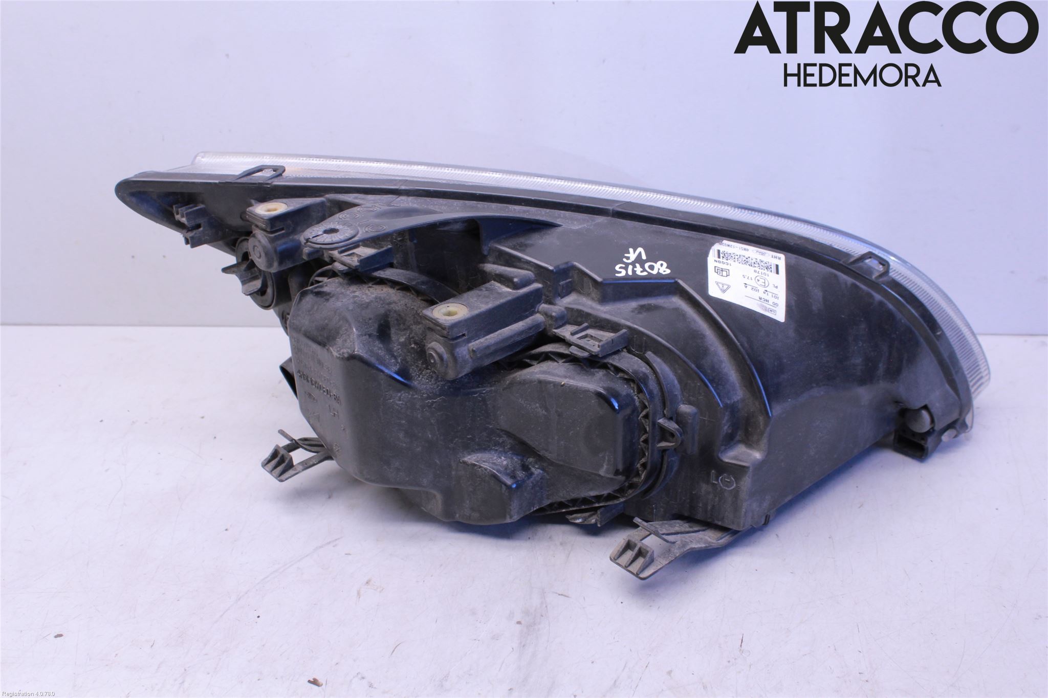Ford FOCUS     04-07 Frontlykt Venstre