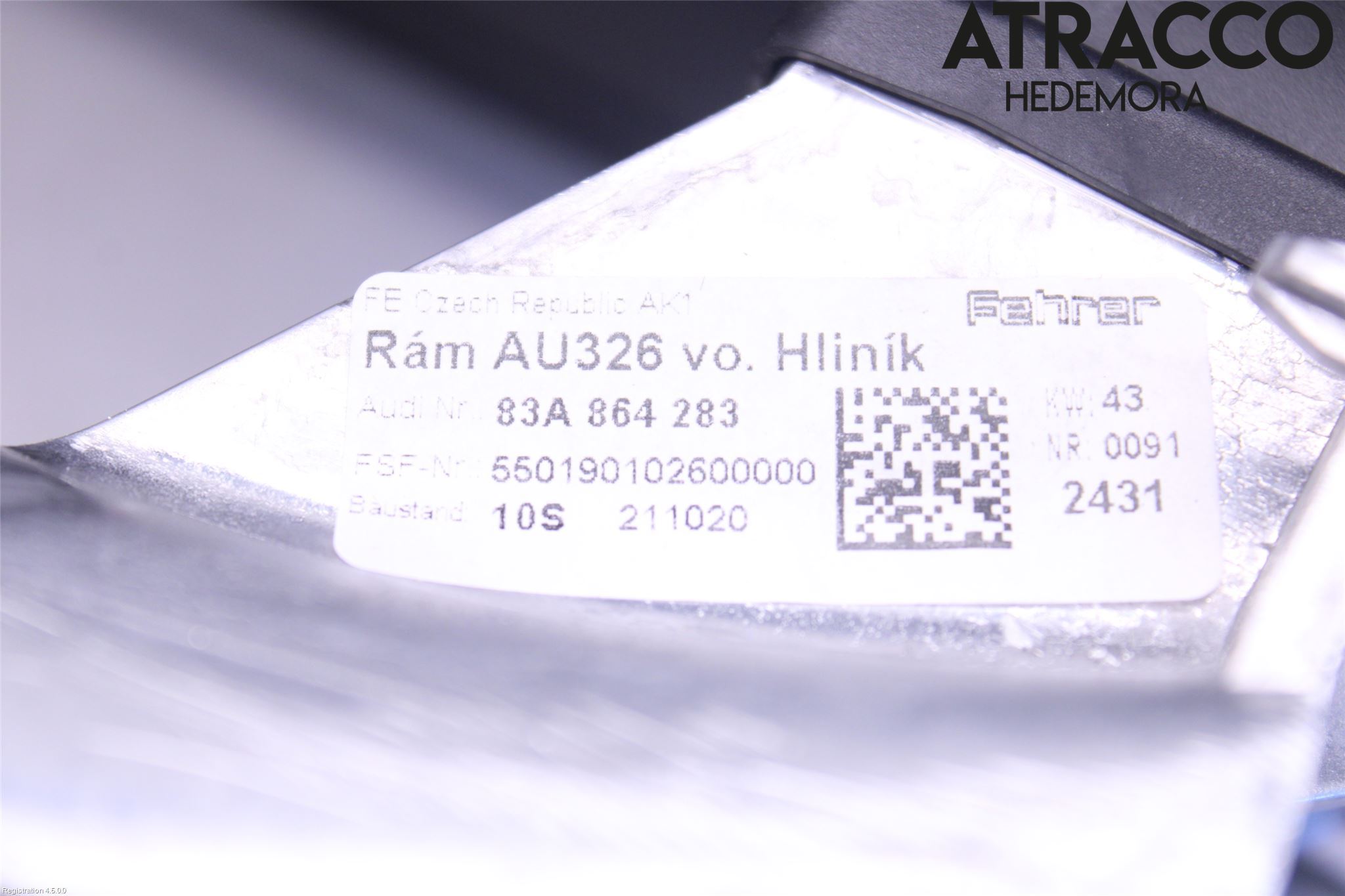 Audi Q3 F3 19- Innr Armlene