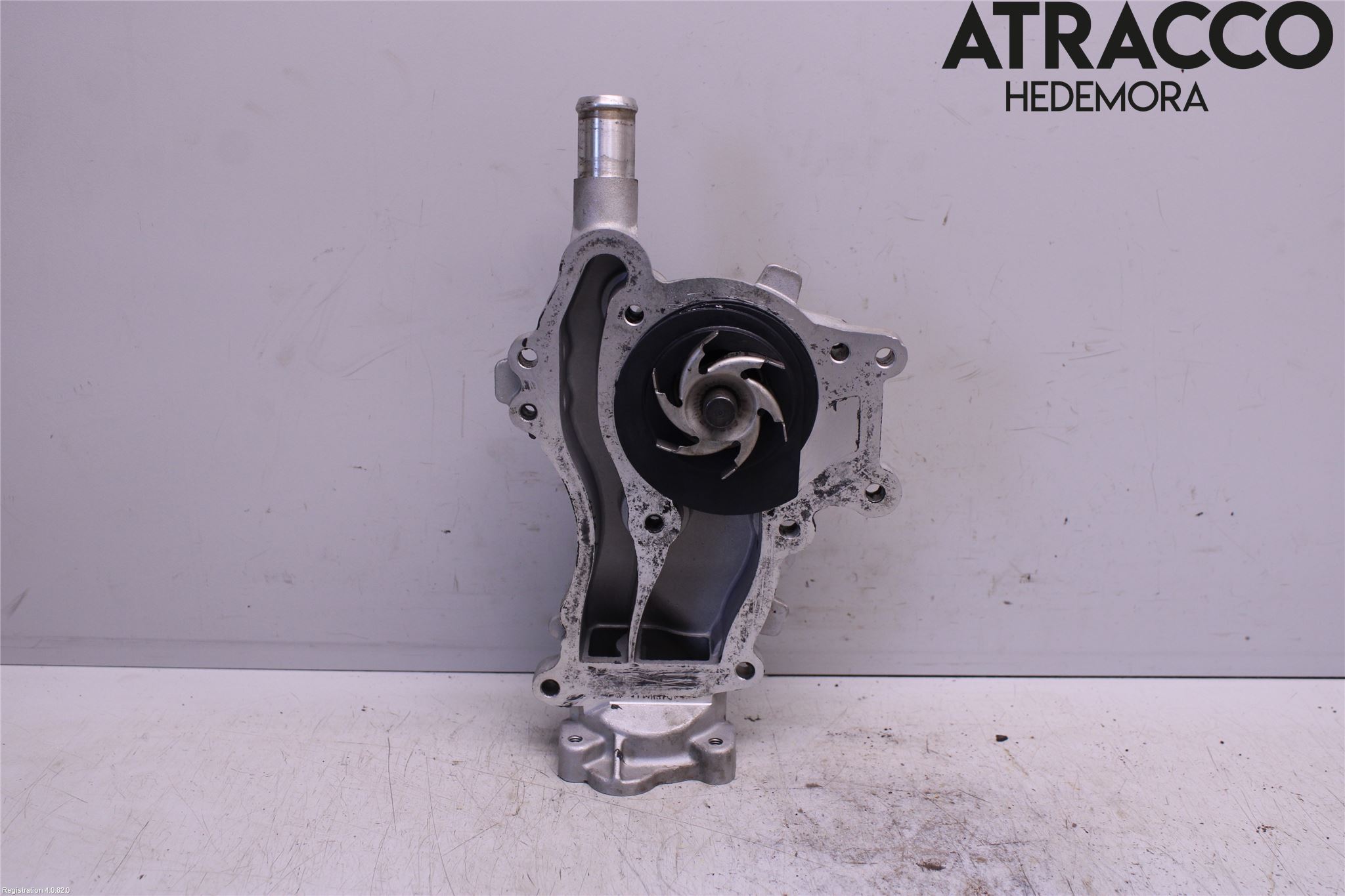 Opel ASTRA J 10-15 Vannpumpe