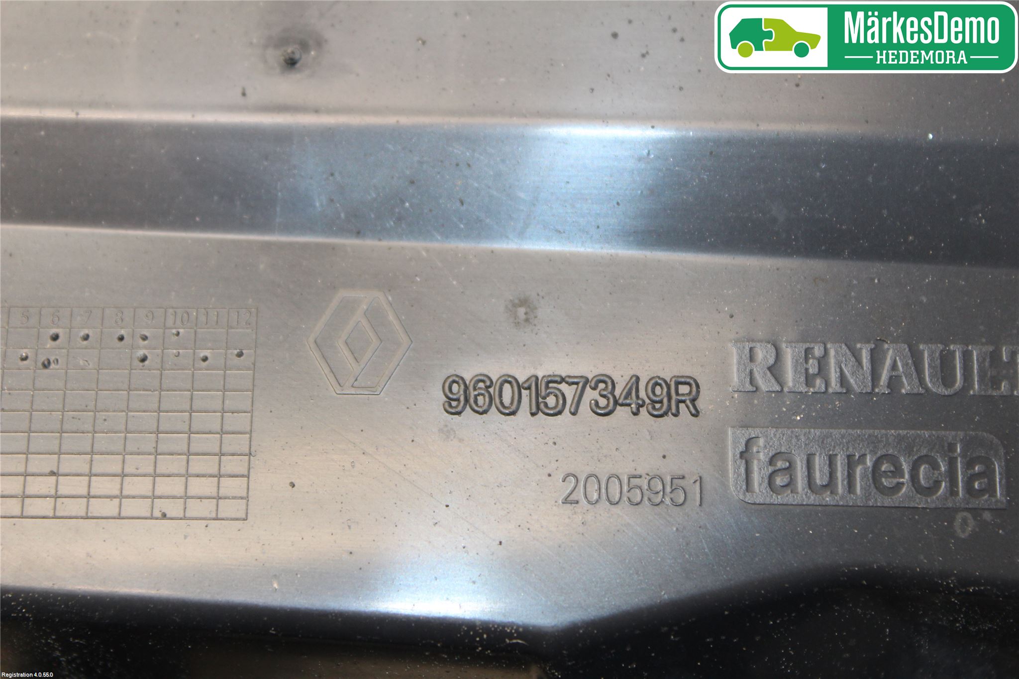 Renault CLIO III  09-12 Panserlåsplate-Bjelke
