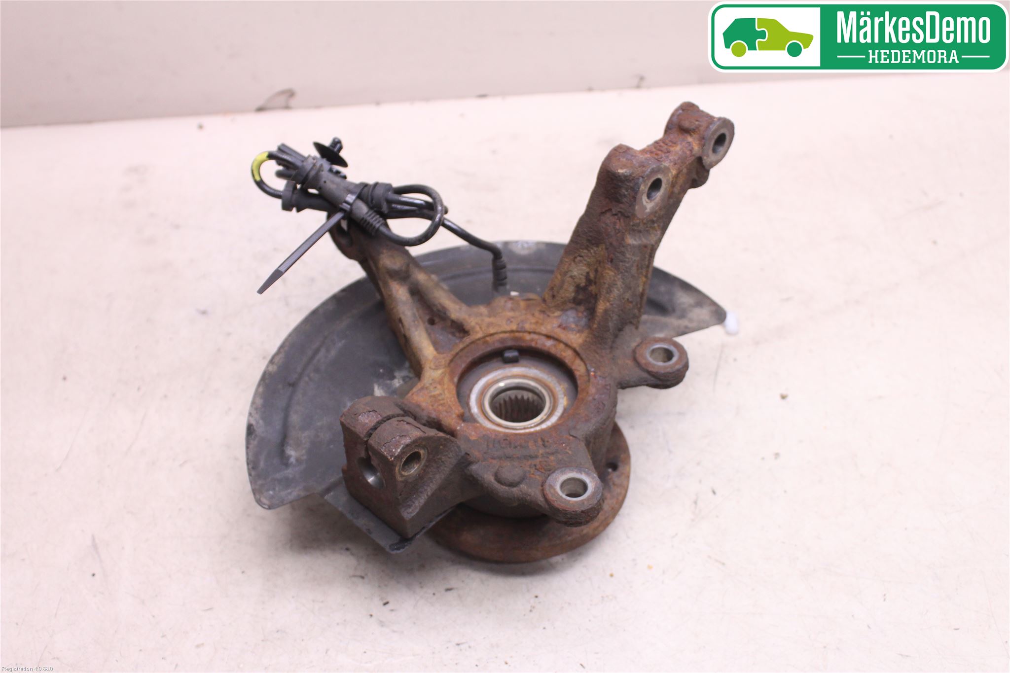 Dacia SANDERO/STEPWAY 13-20 Spindel Vf