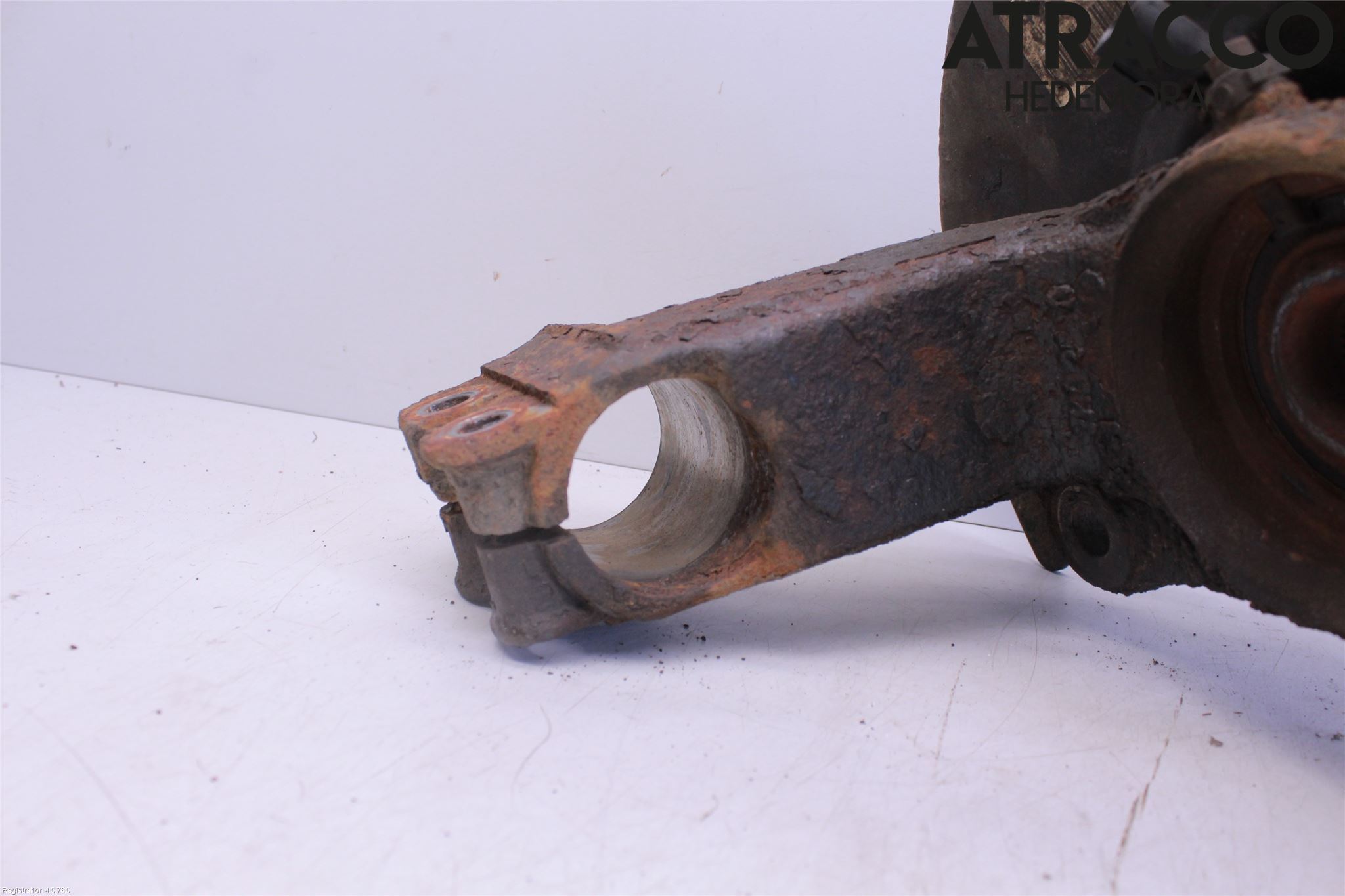 Volkswagen VW TRANSP/CARAVELLE (T5) 04-15 Spindel Hf
